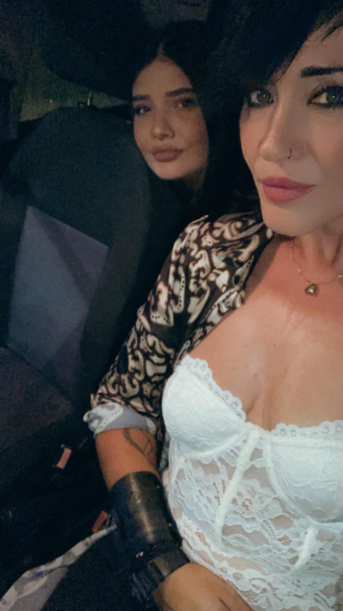 @STEFY🖤🍒 🦋