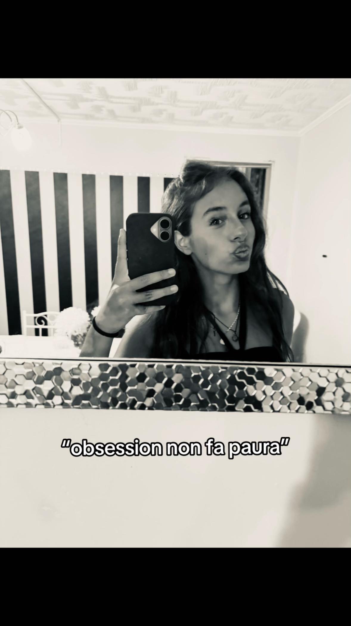 @🧘🏻&zwj;♀️