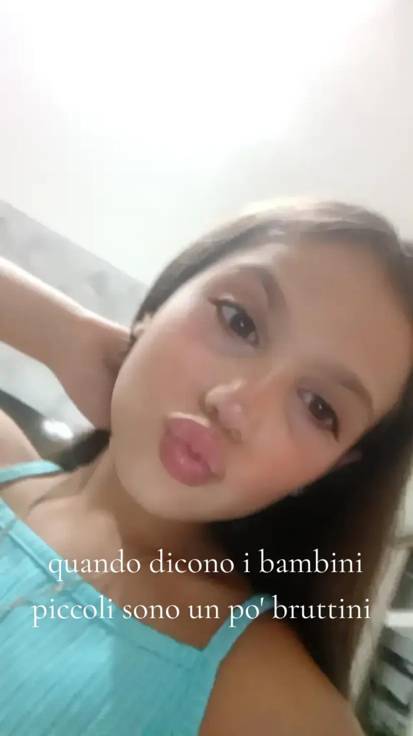 @Chanel8_