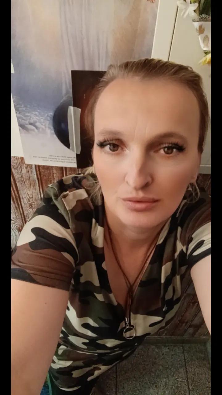 @HERCEGOVKA A ŠTA BI DRUGO BILA