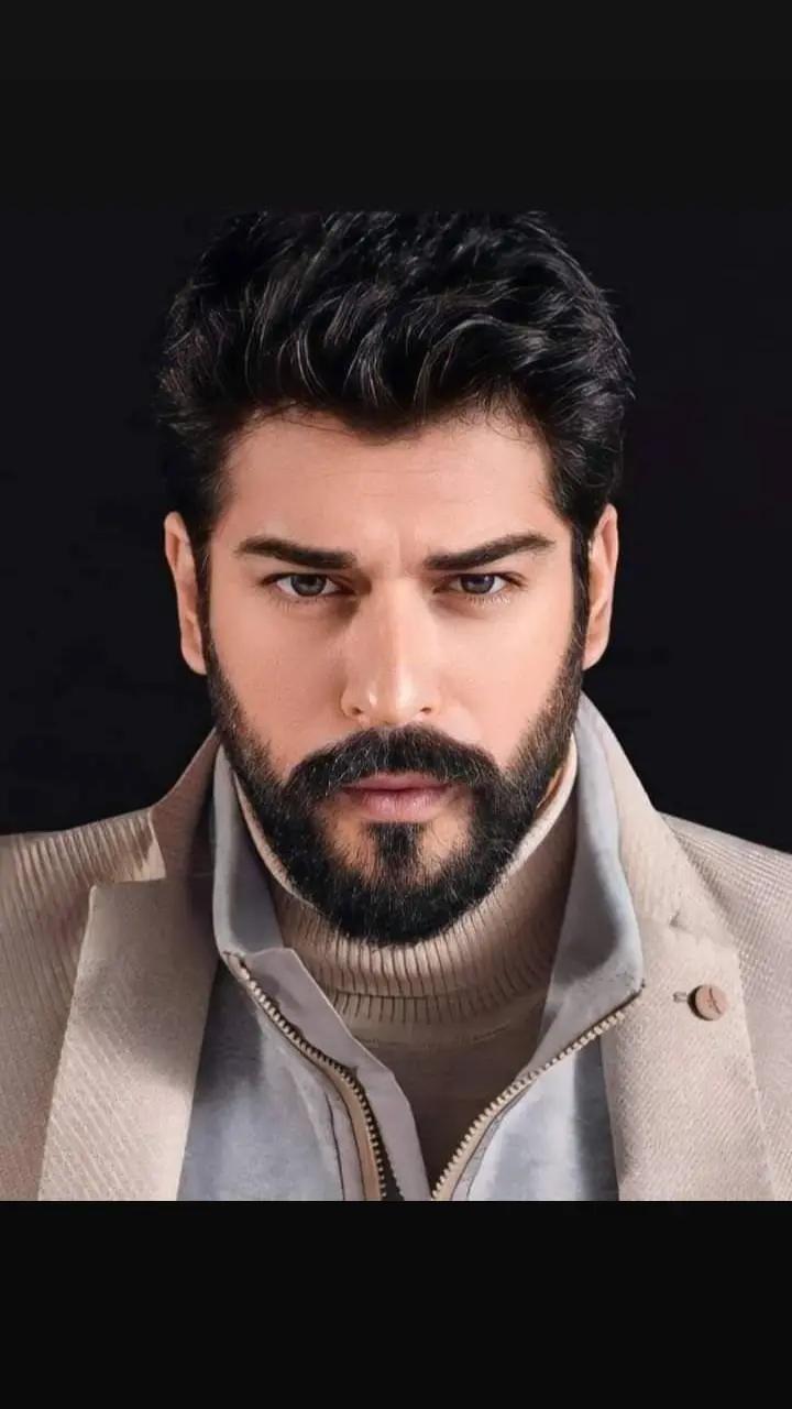 @burak Özçivit🦅sonsuzu 🦅