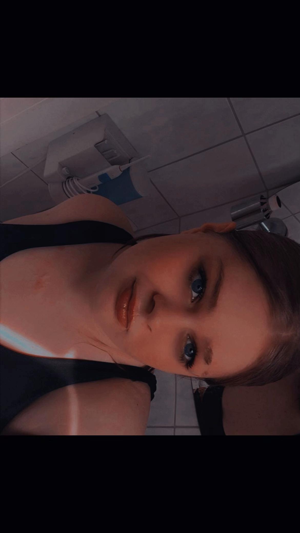 @Crazy shit🦋🤪