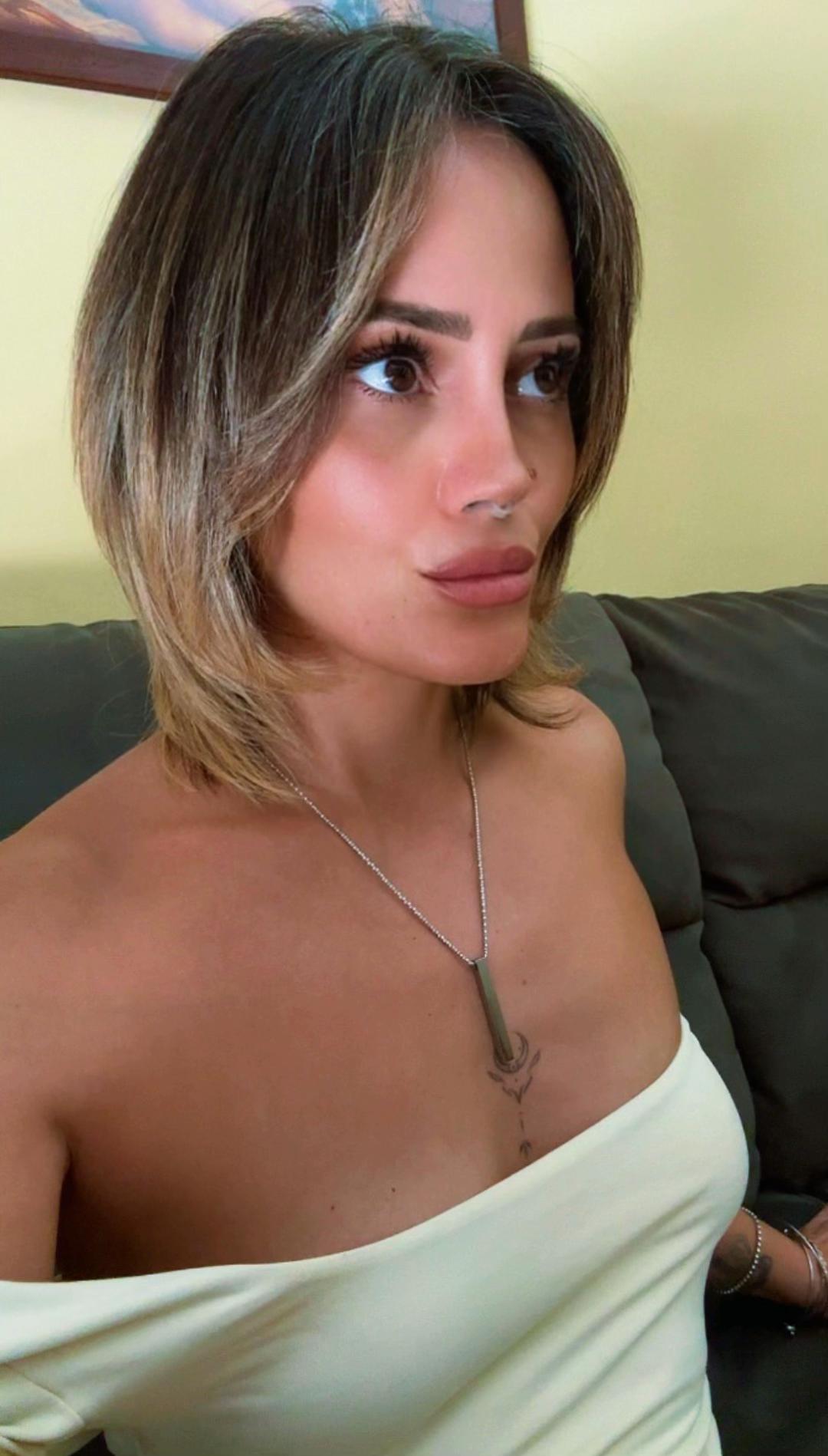 @tina.1988.🫶🌸🫅🇦🇱
