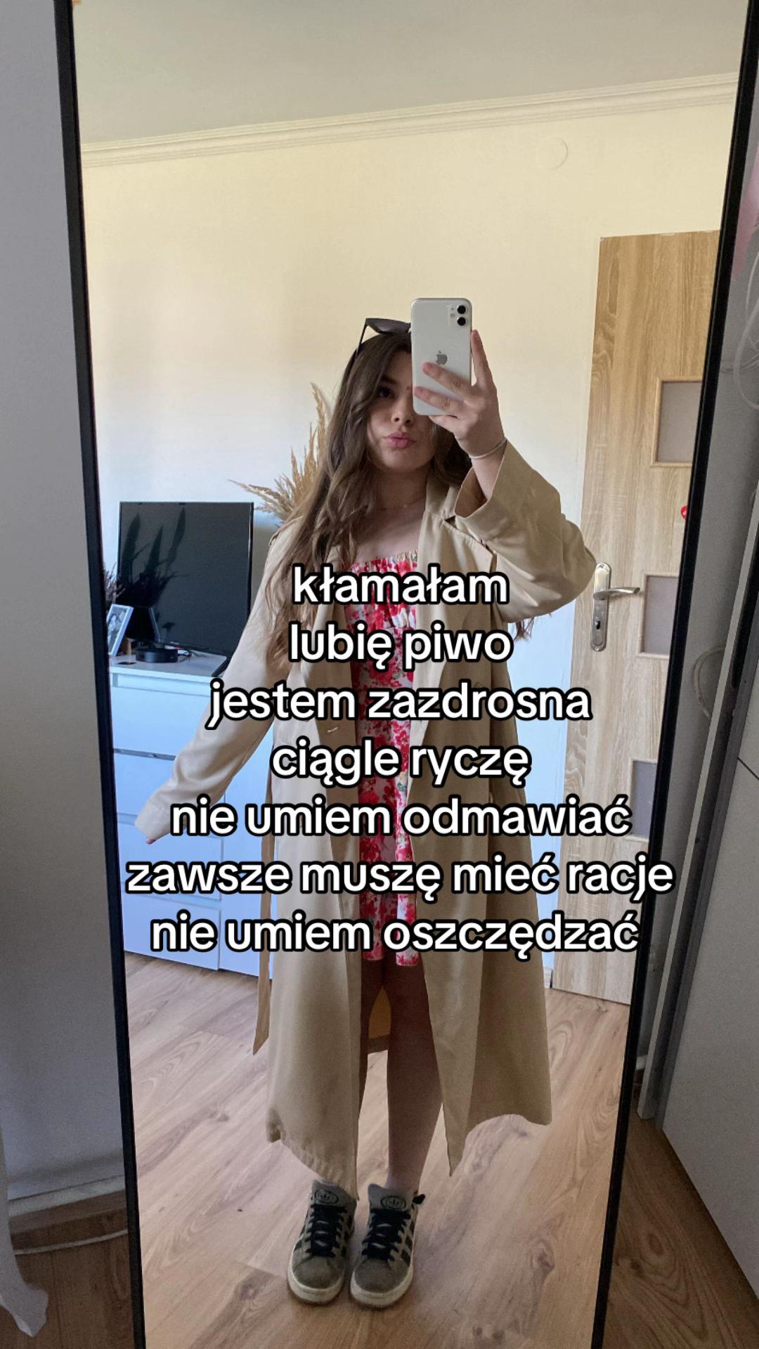 @𝒲☁️