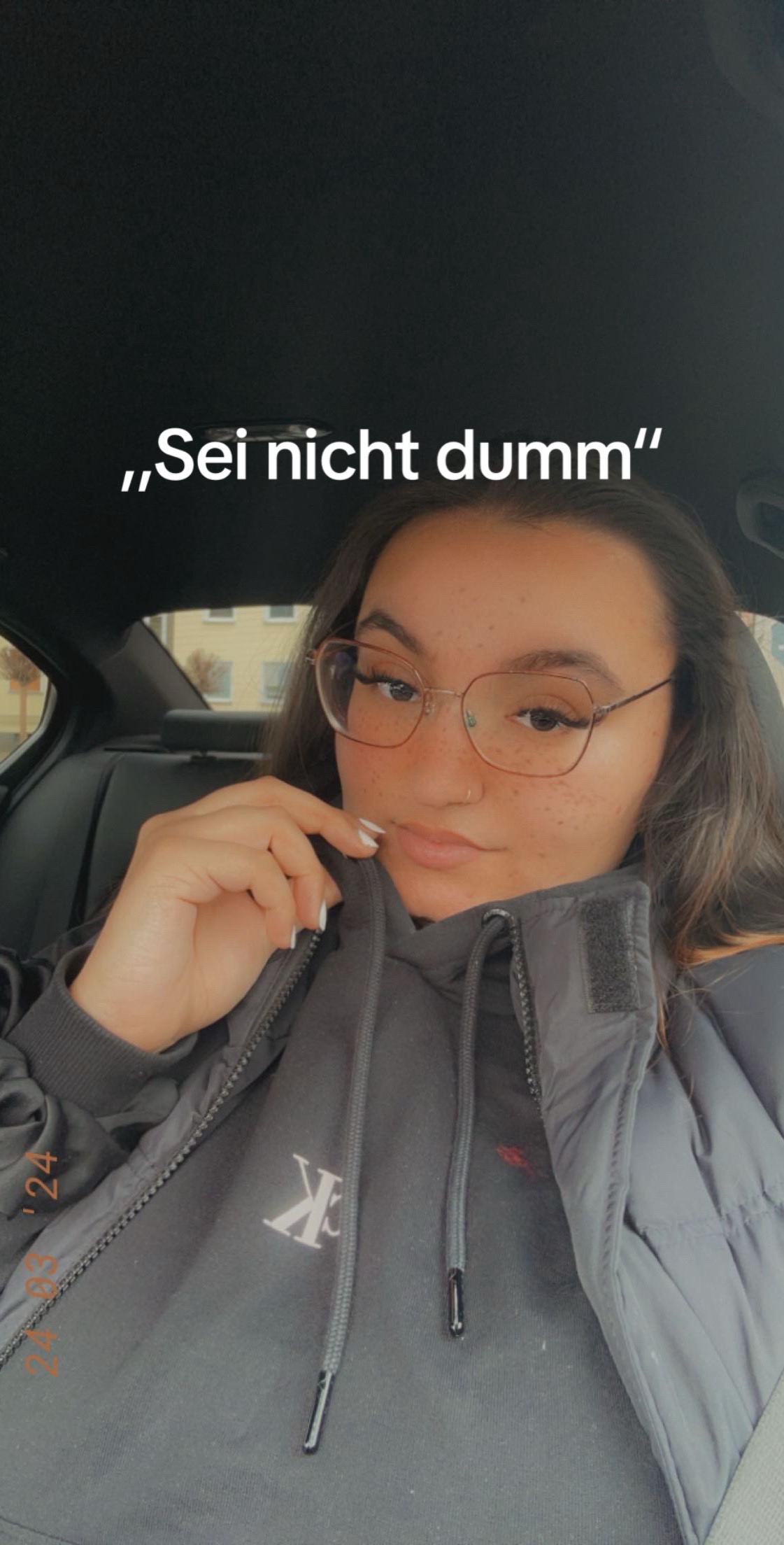 @𝔼𝕤𝕥𝕖𝕣🦋