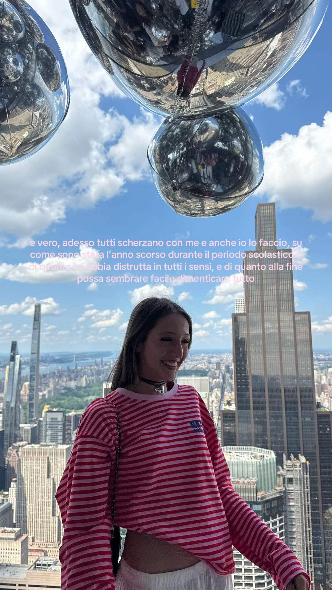 @🫐