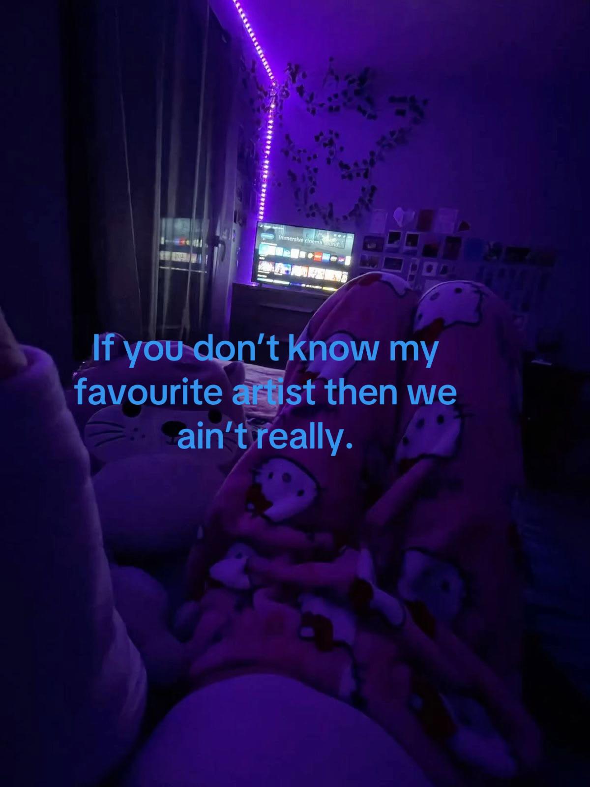 @Tia✝️