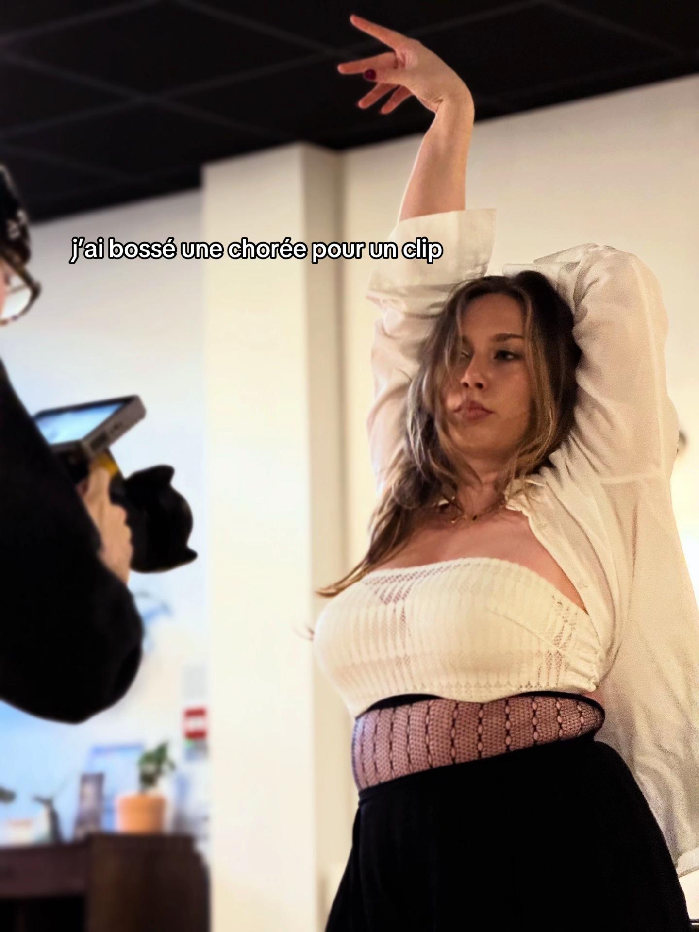 @Ellea