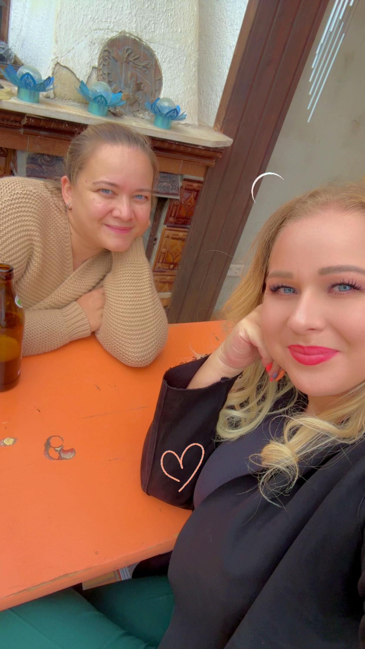 @Vika