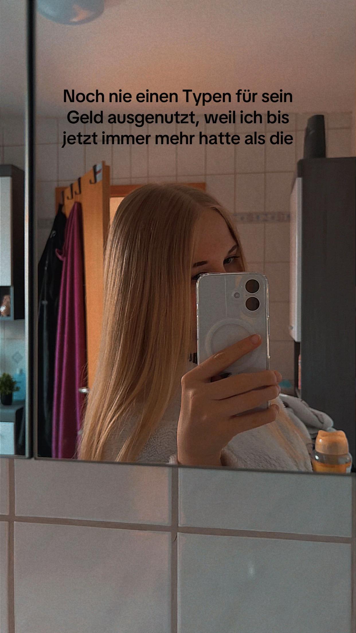 @𝒸𝒽𝒶𝓃𝓉𝒾🇵🇱
