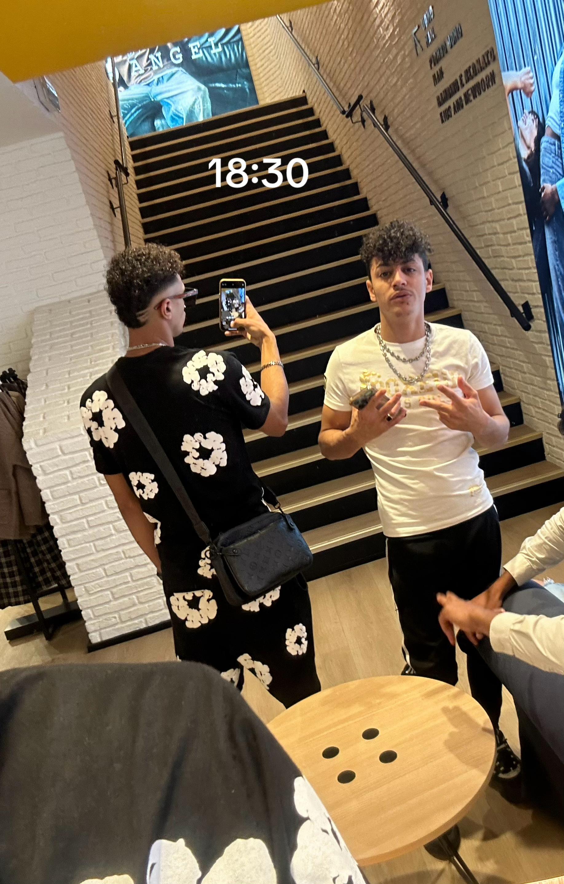 @Zizou🥷