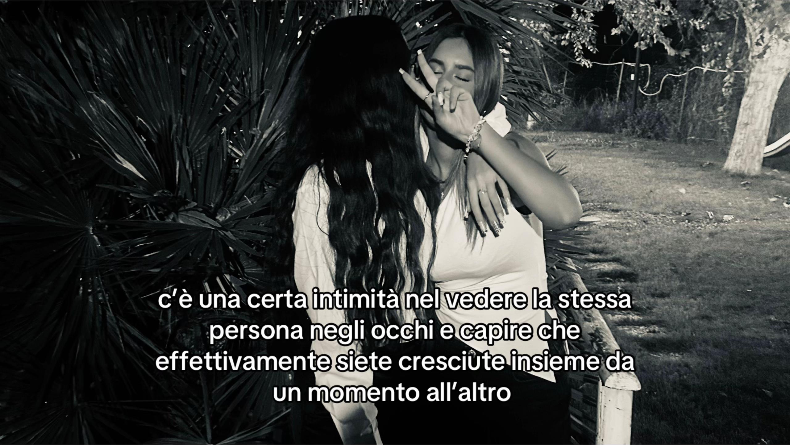 @𝐕