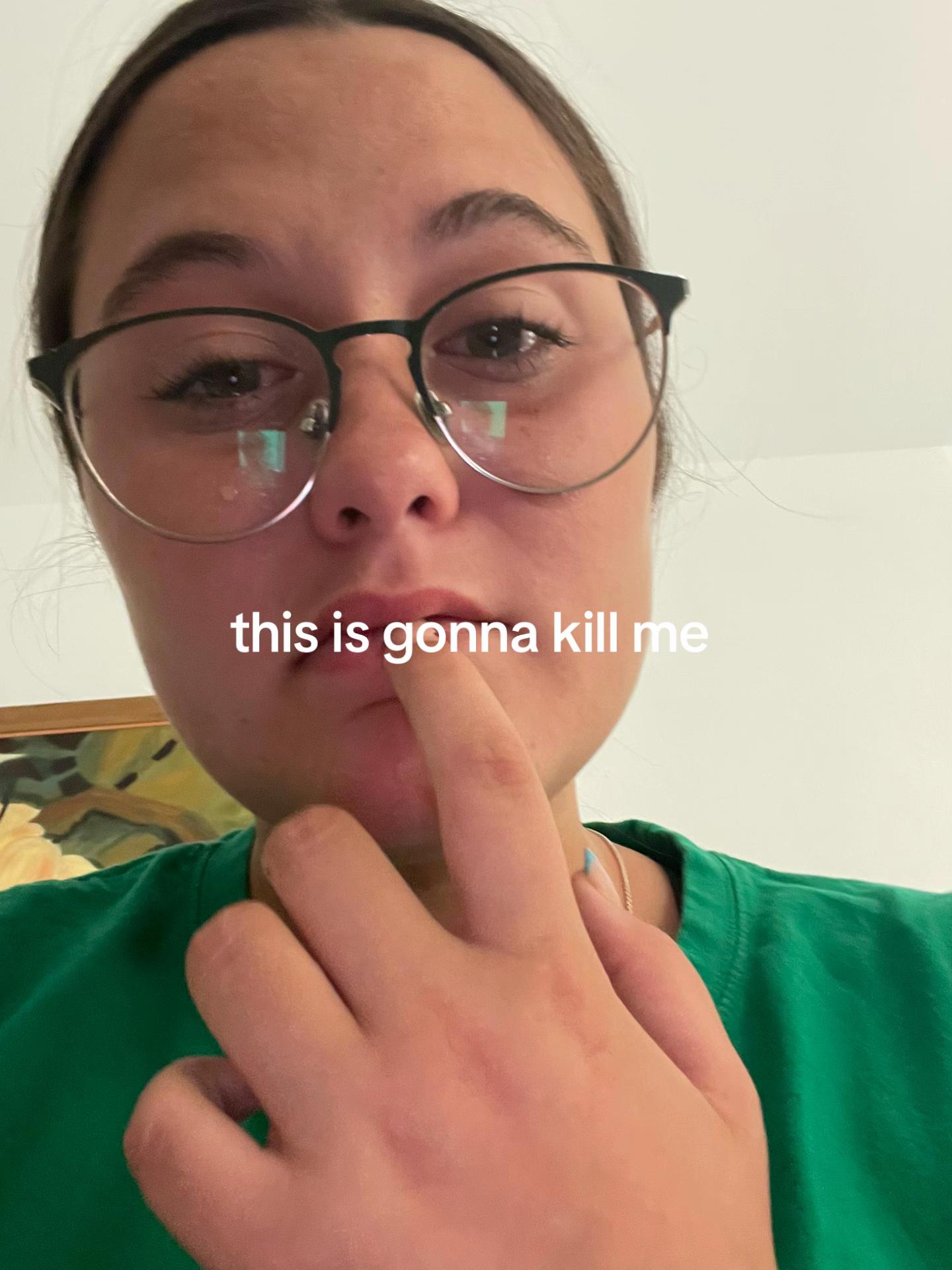 @✭