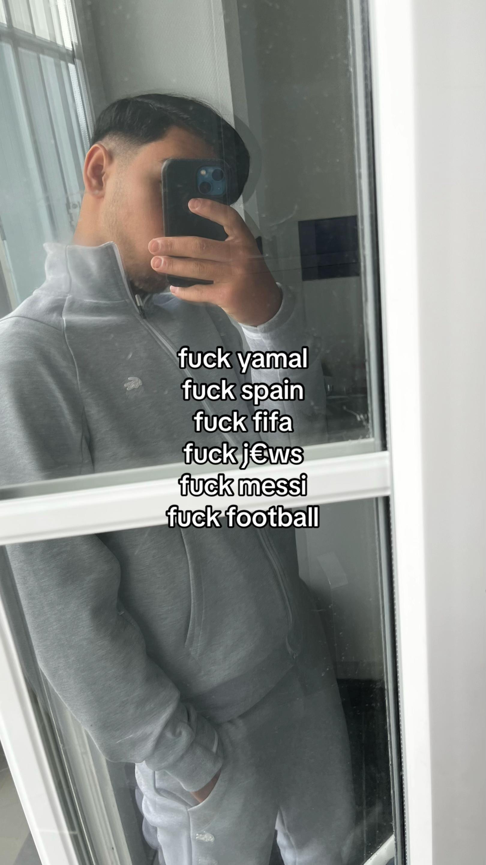 @𓆉