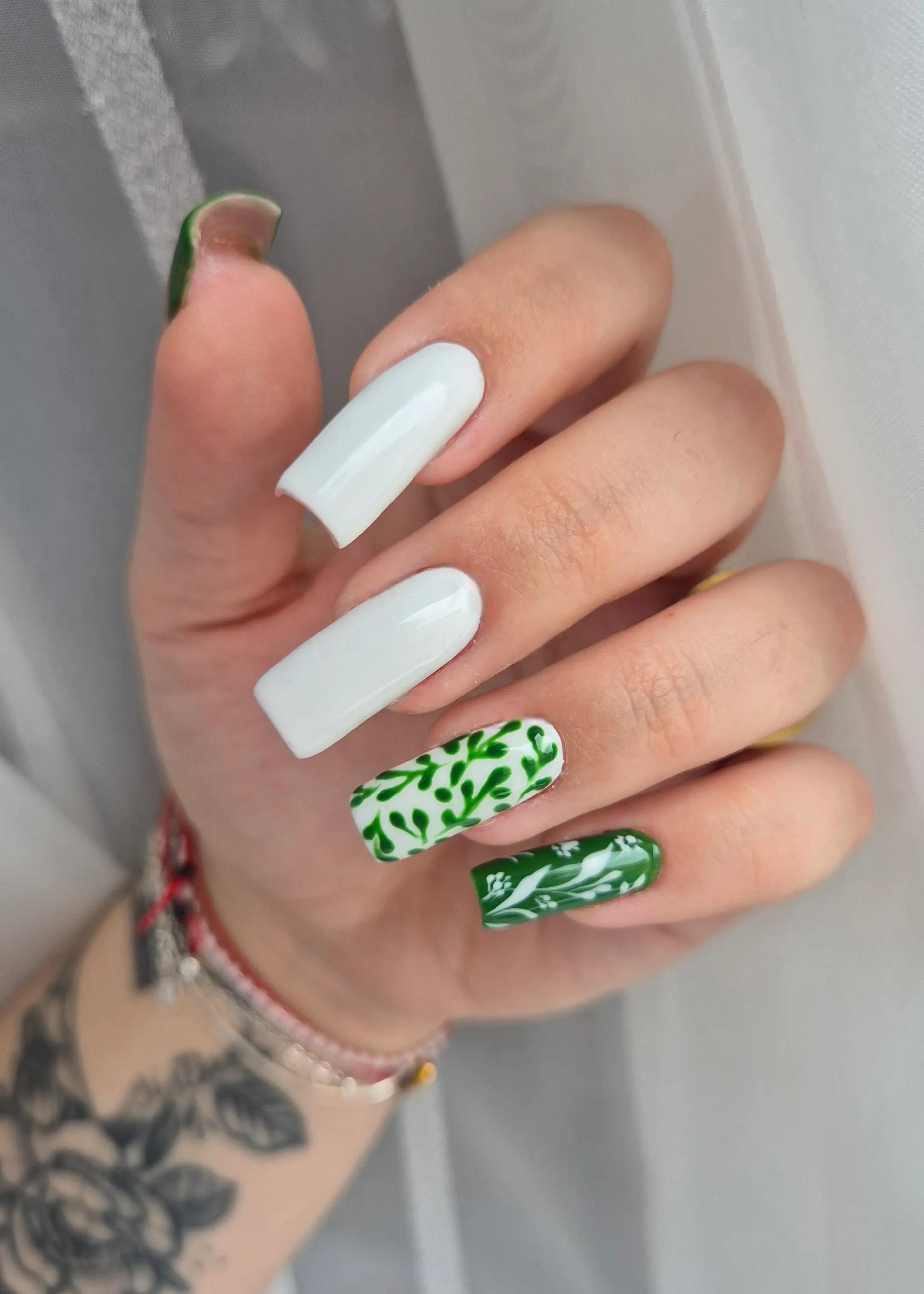 @dolu_nails