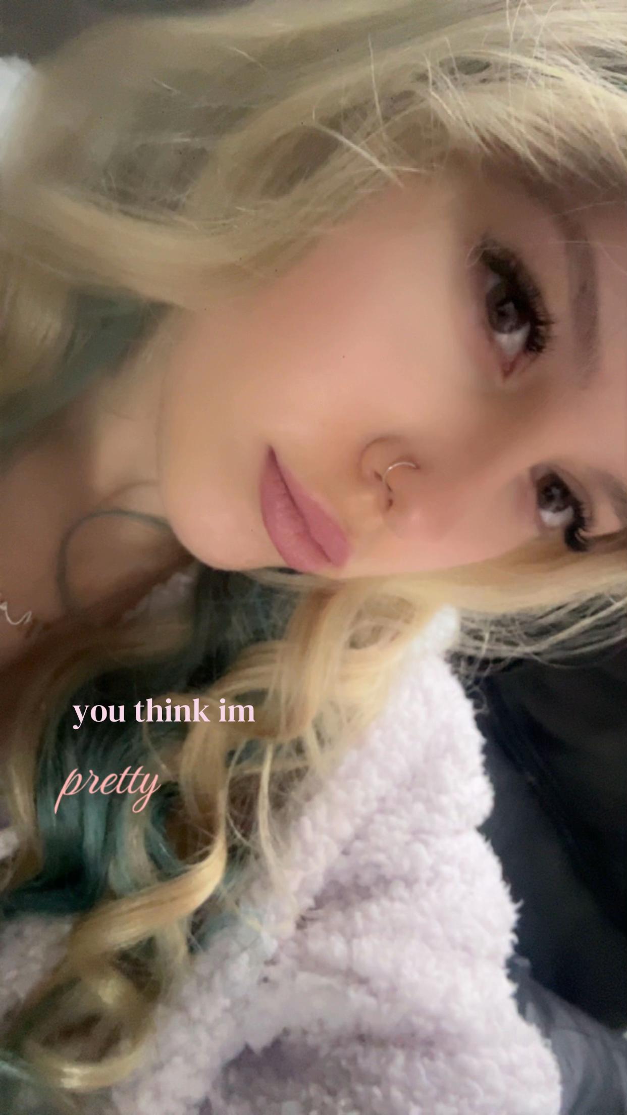 @๐๐๐๐๐๐ ๐ชฝ