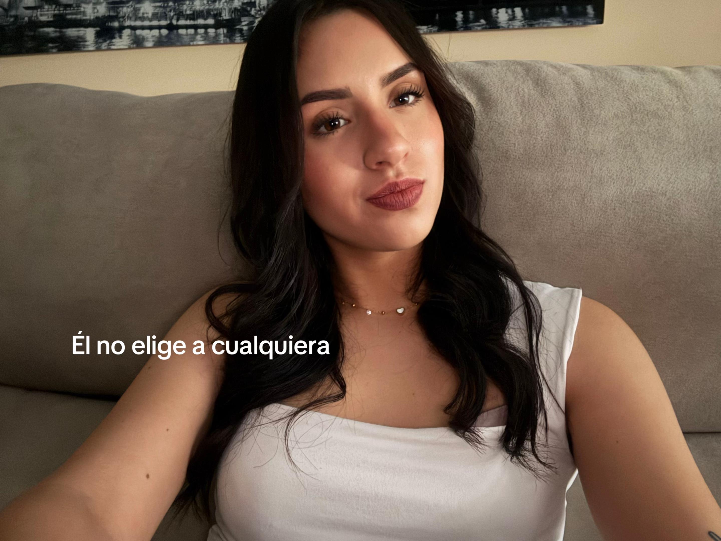 @Angelinagc