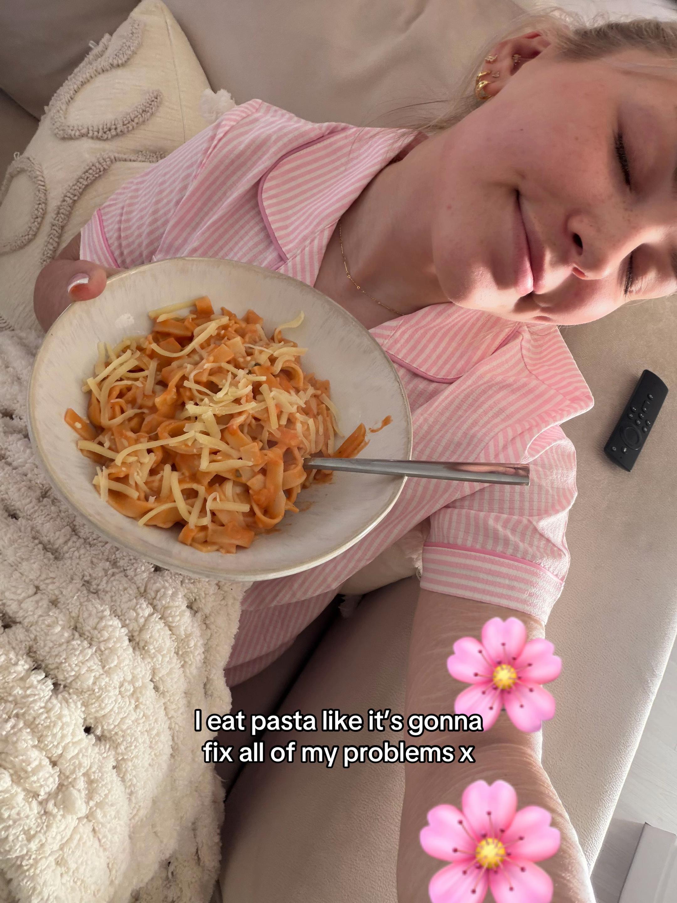 @caitlinleighhh