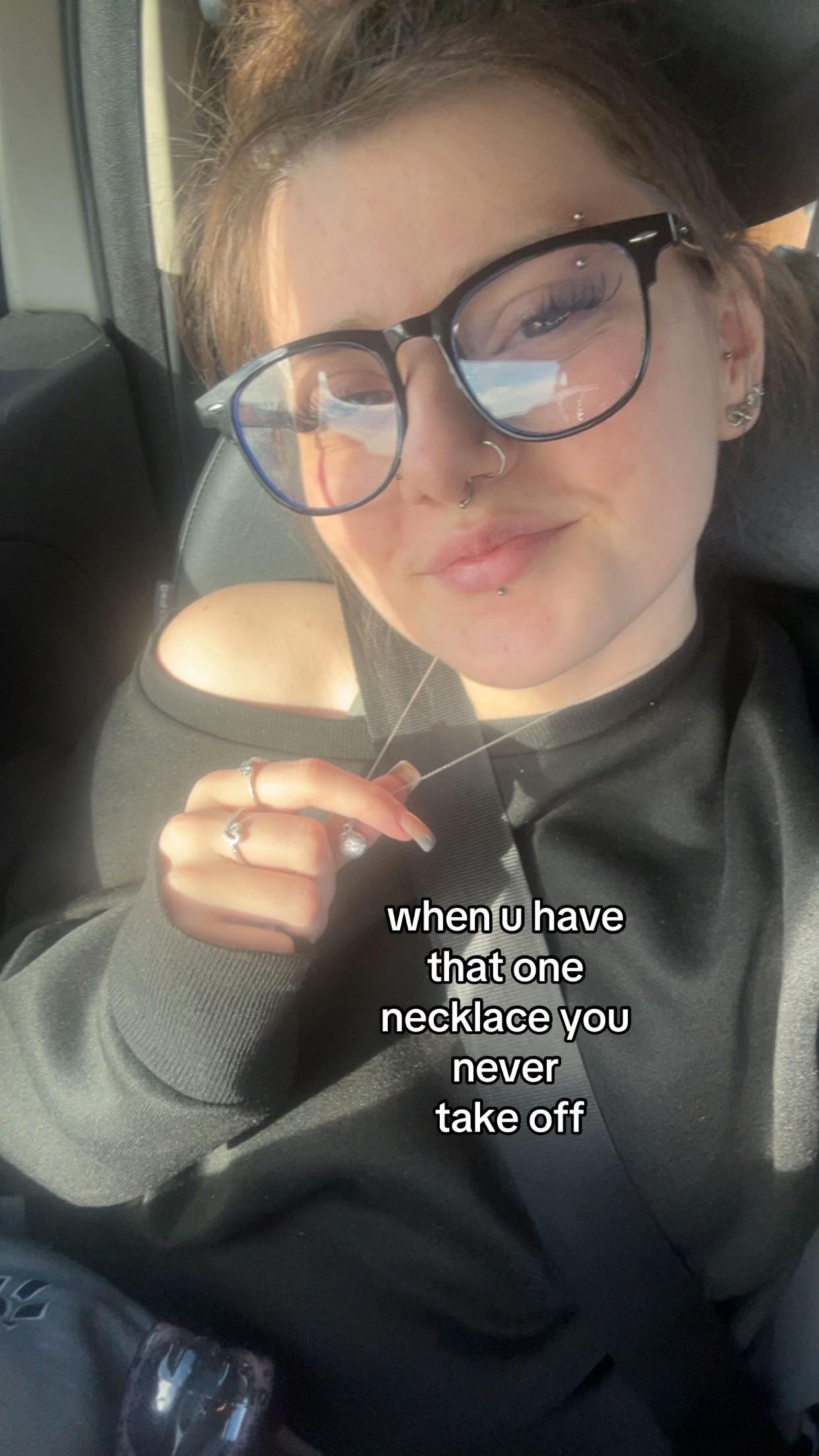 @whatadisgrace🙃