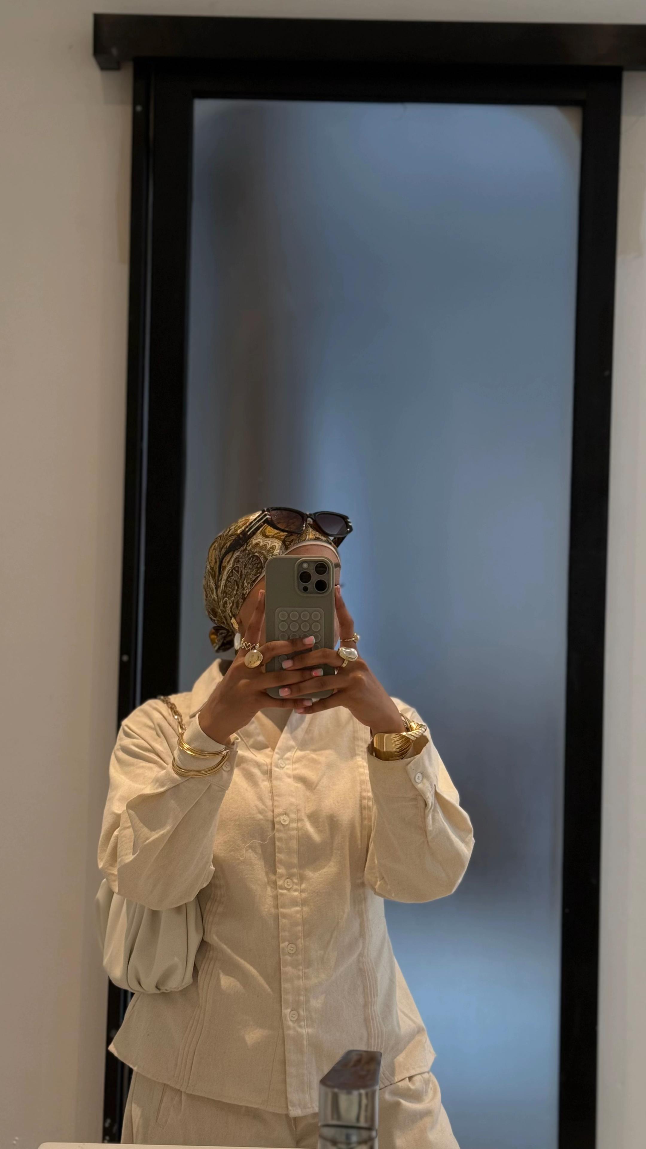 @عائشة