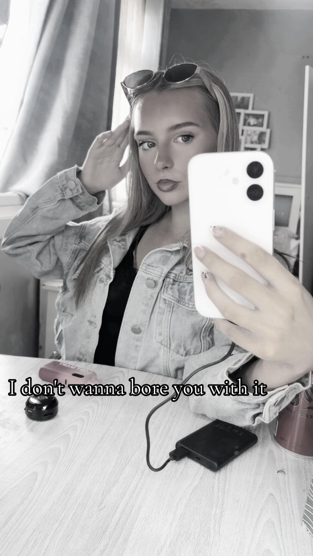@Lily-Rae X