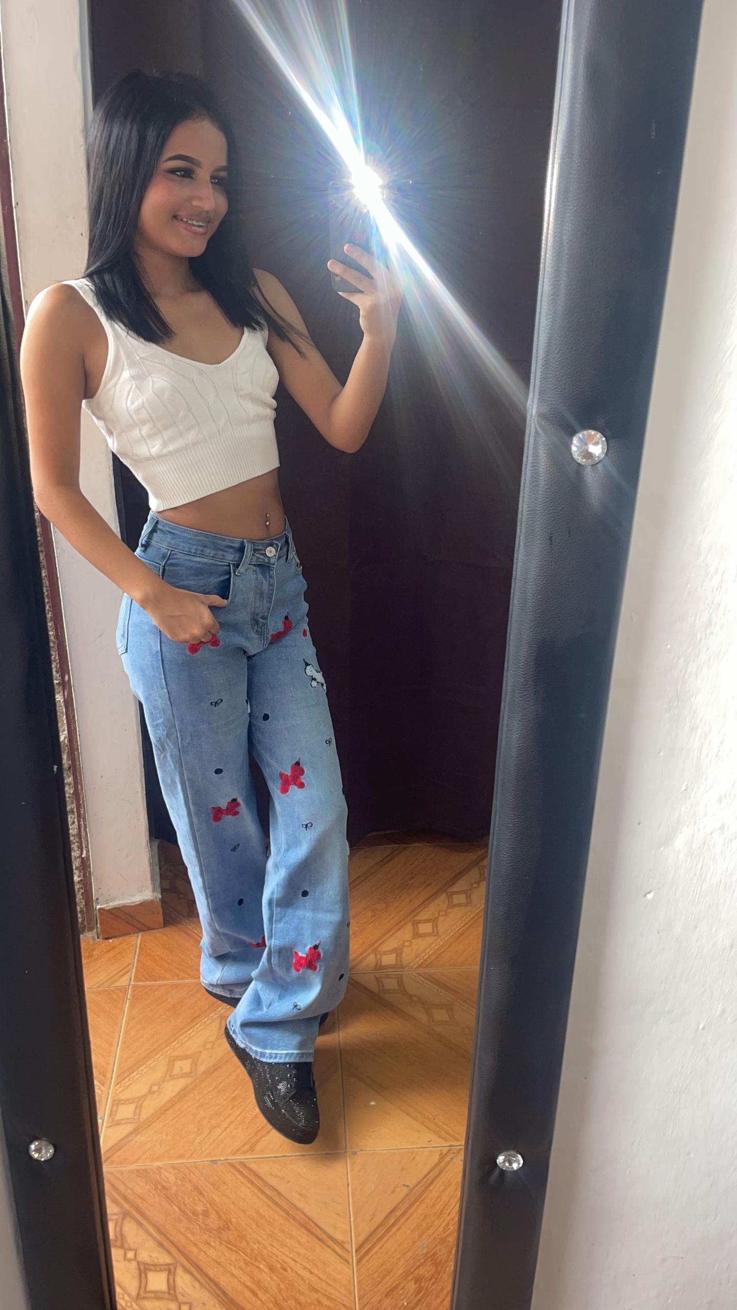 @Anastasia Salcedo. 🐺