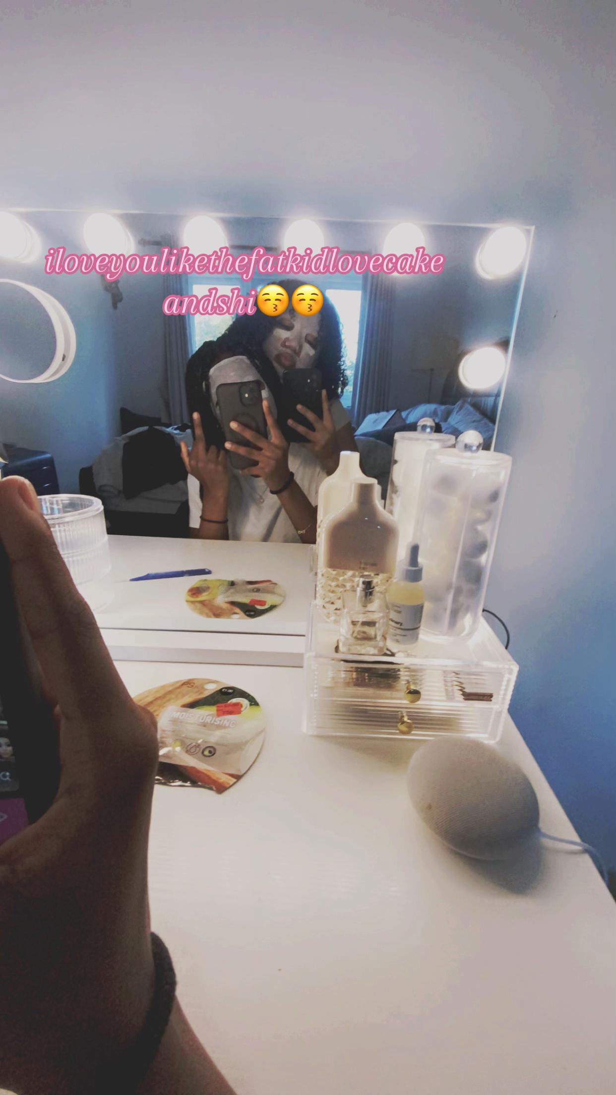 @pink