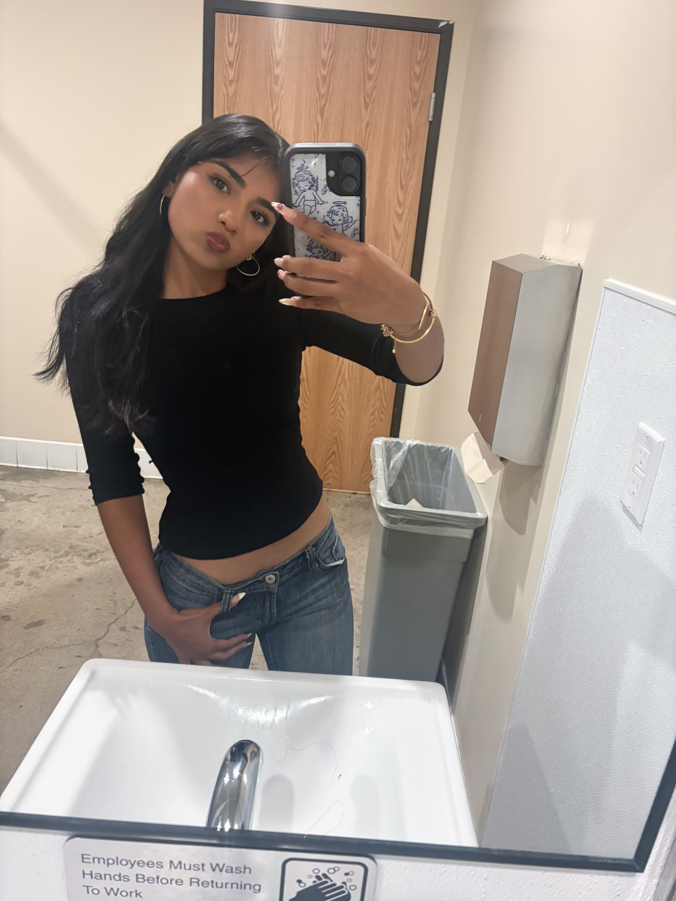 @Ka1iyani