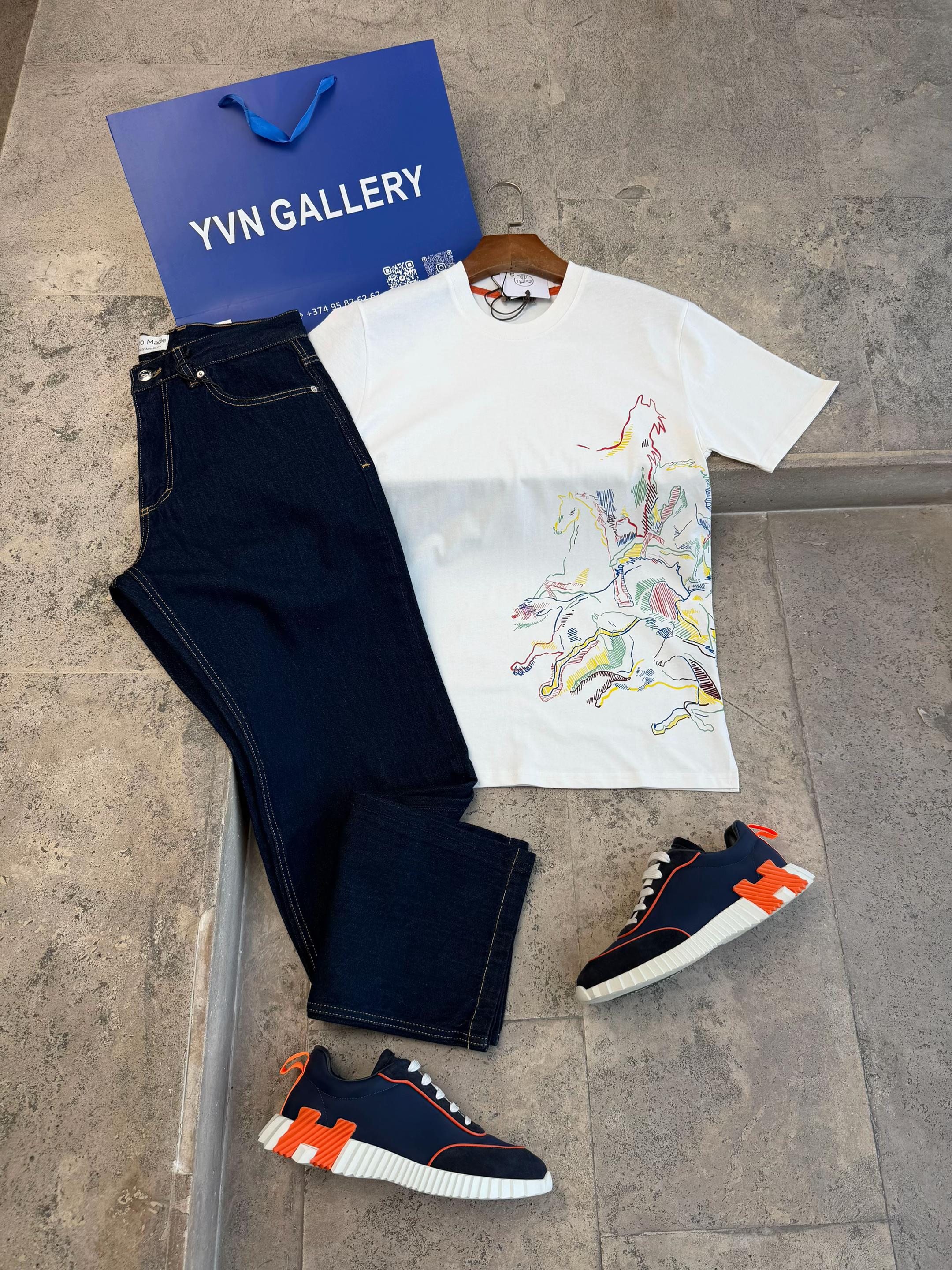 @yvngallery