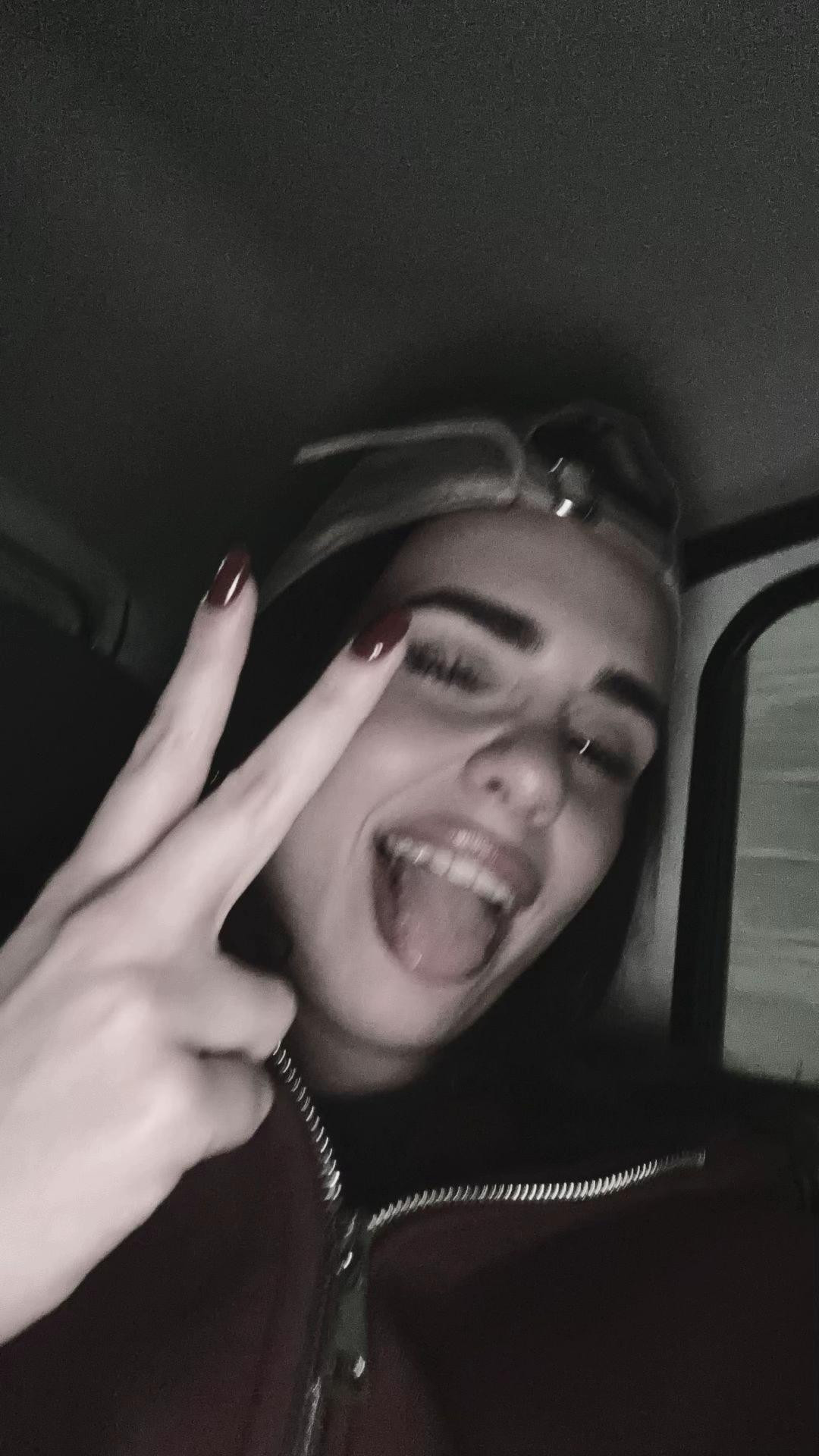 @alessyavitale