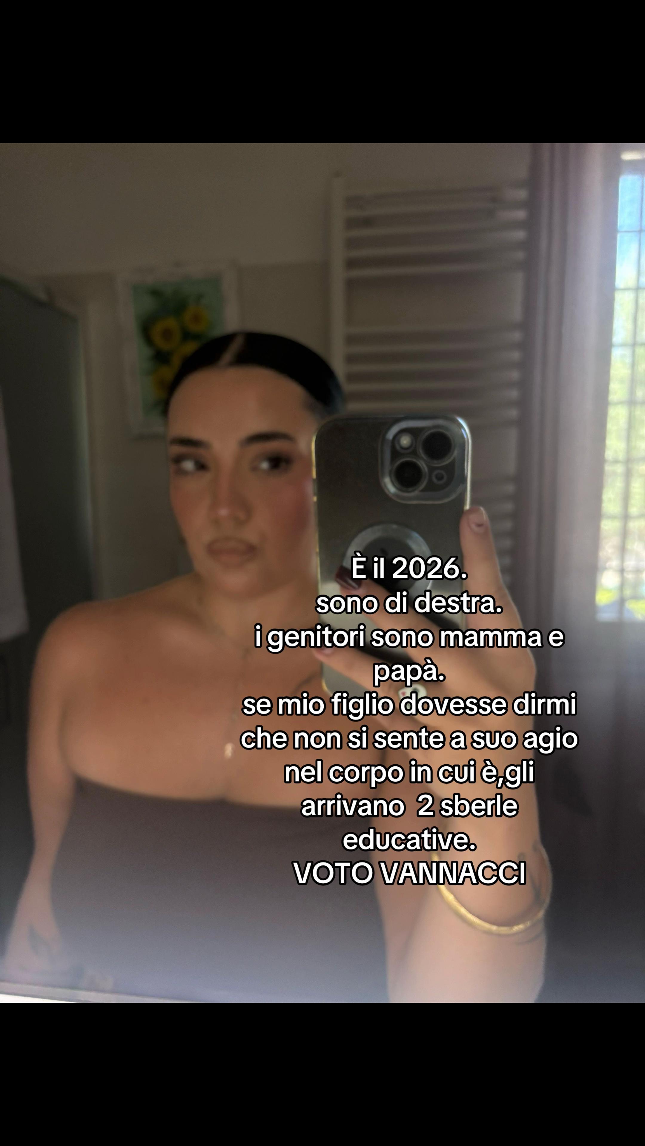 @_vivy._12