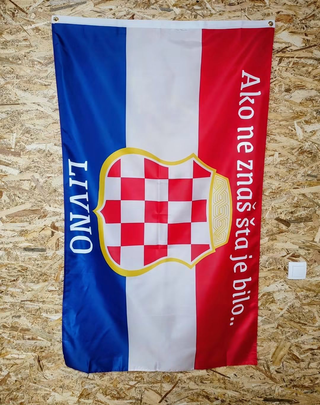 @HERCEGOVKA A ŠTA BI DRUGO BILA