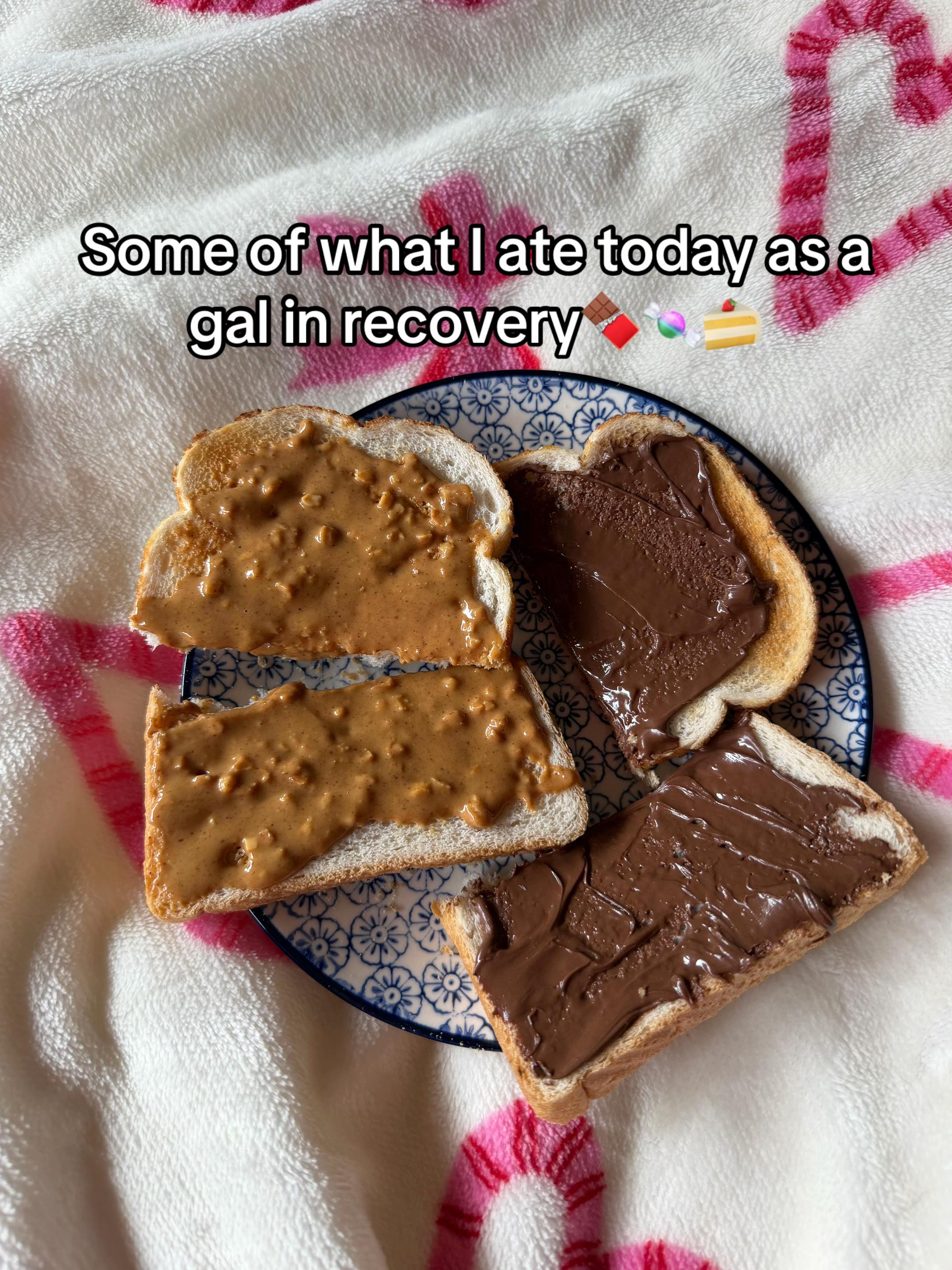 @issyliciousnacks