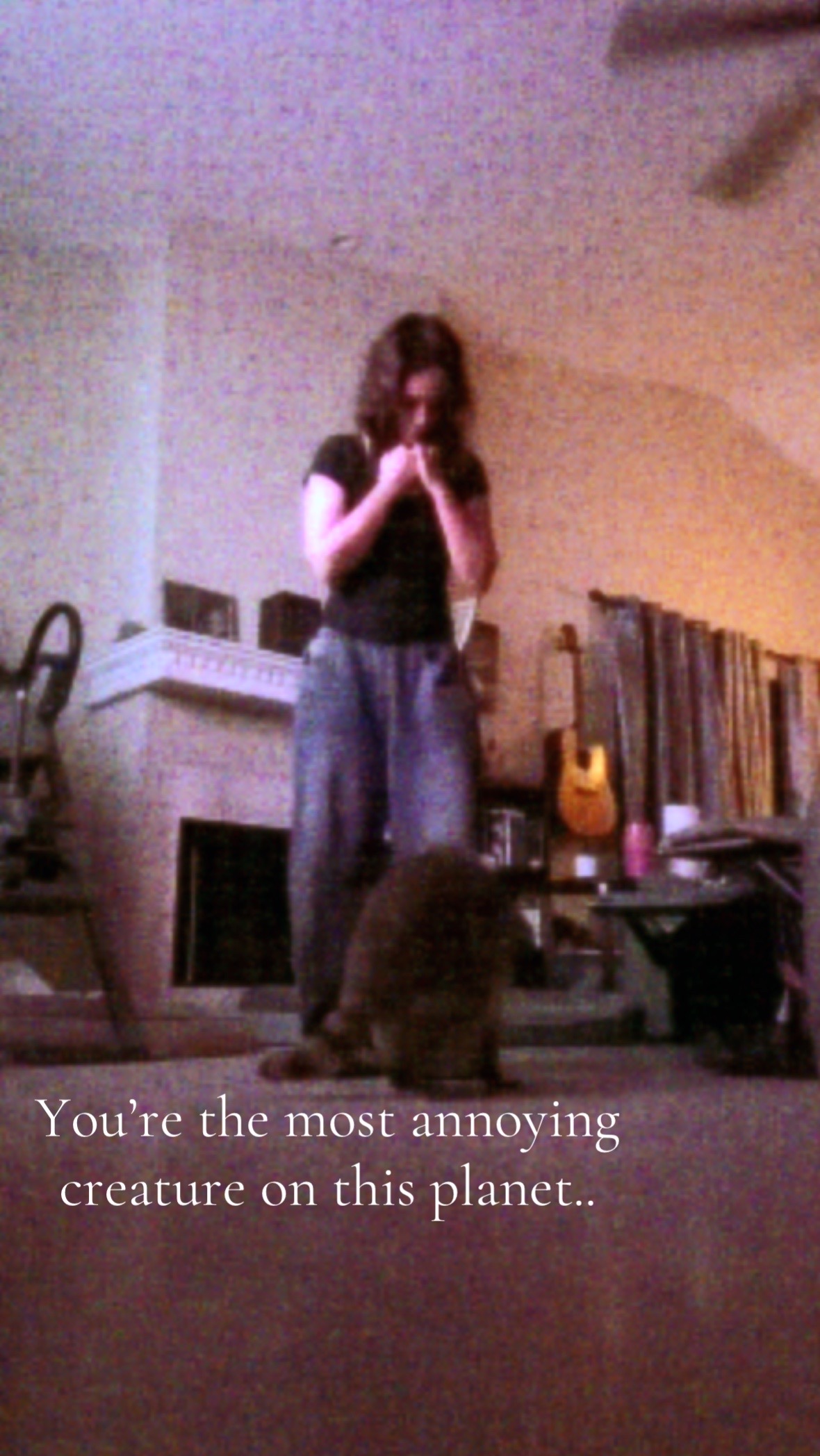 @༒