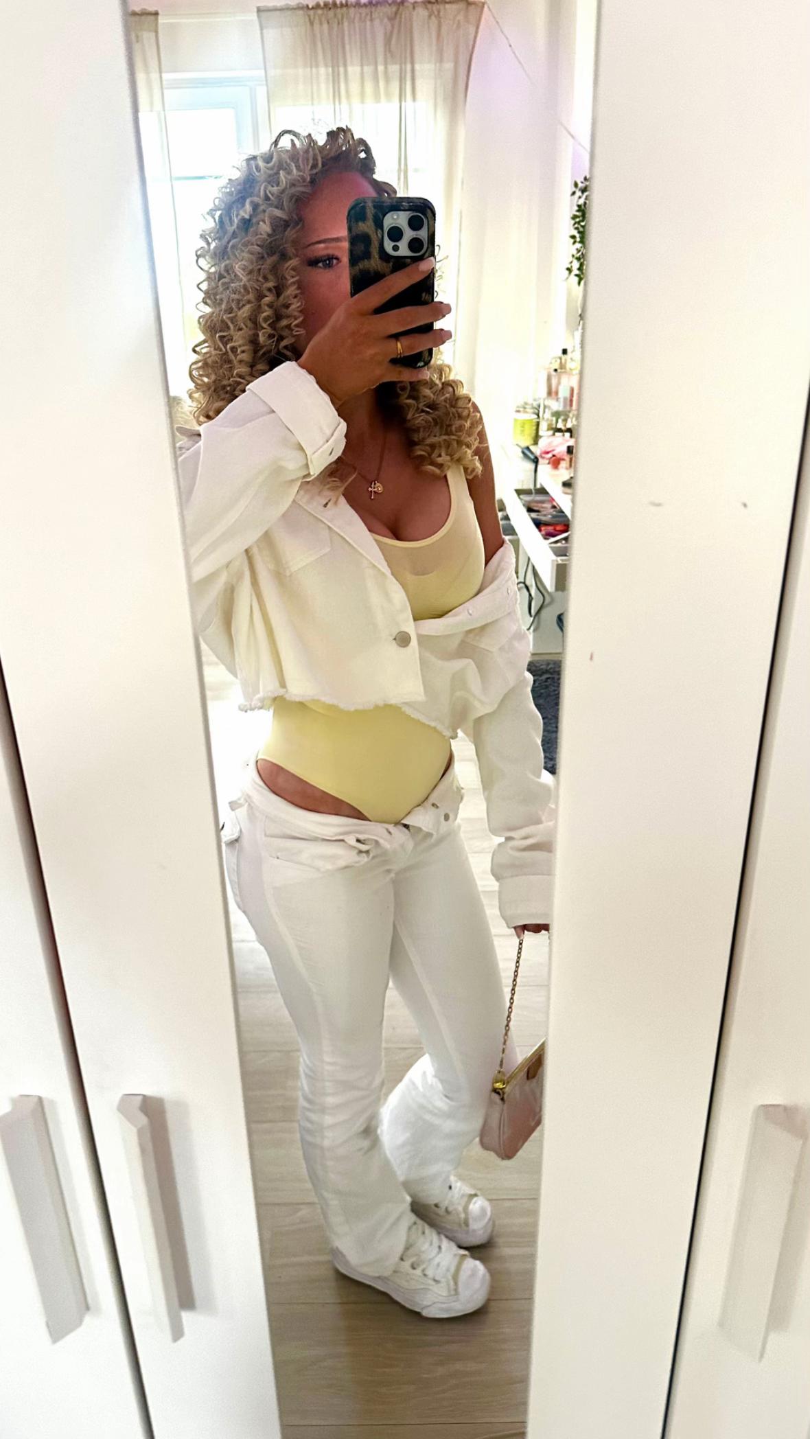 @_leasofie_