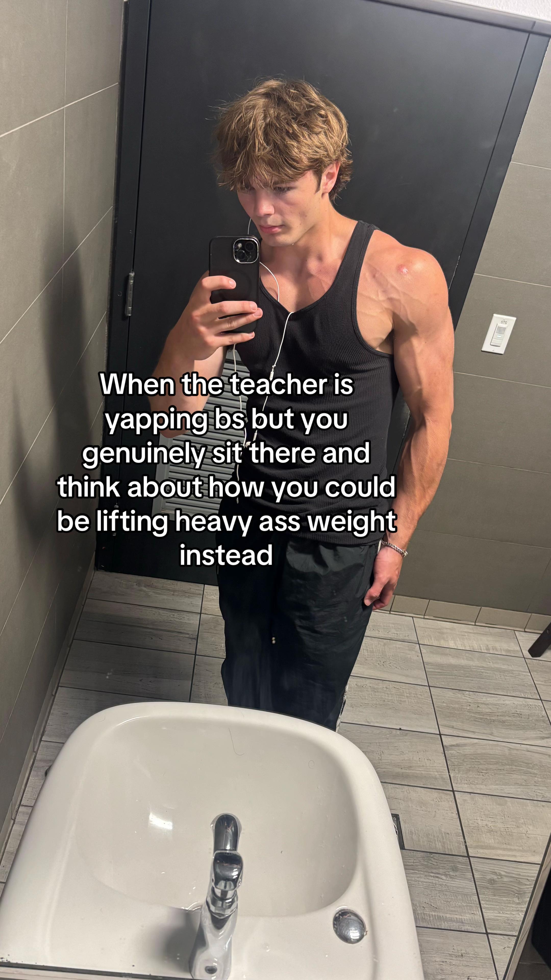 @notcaelen
