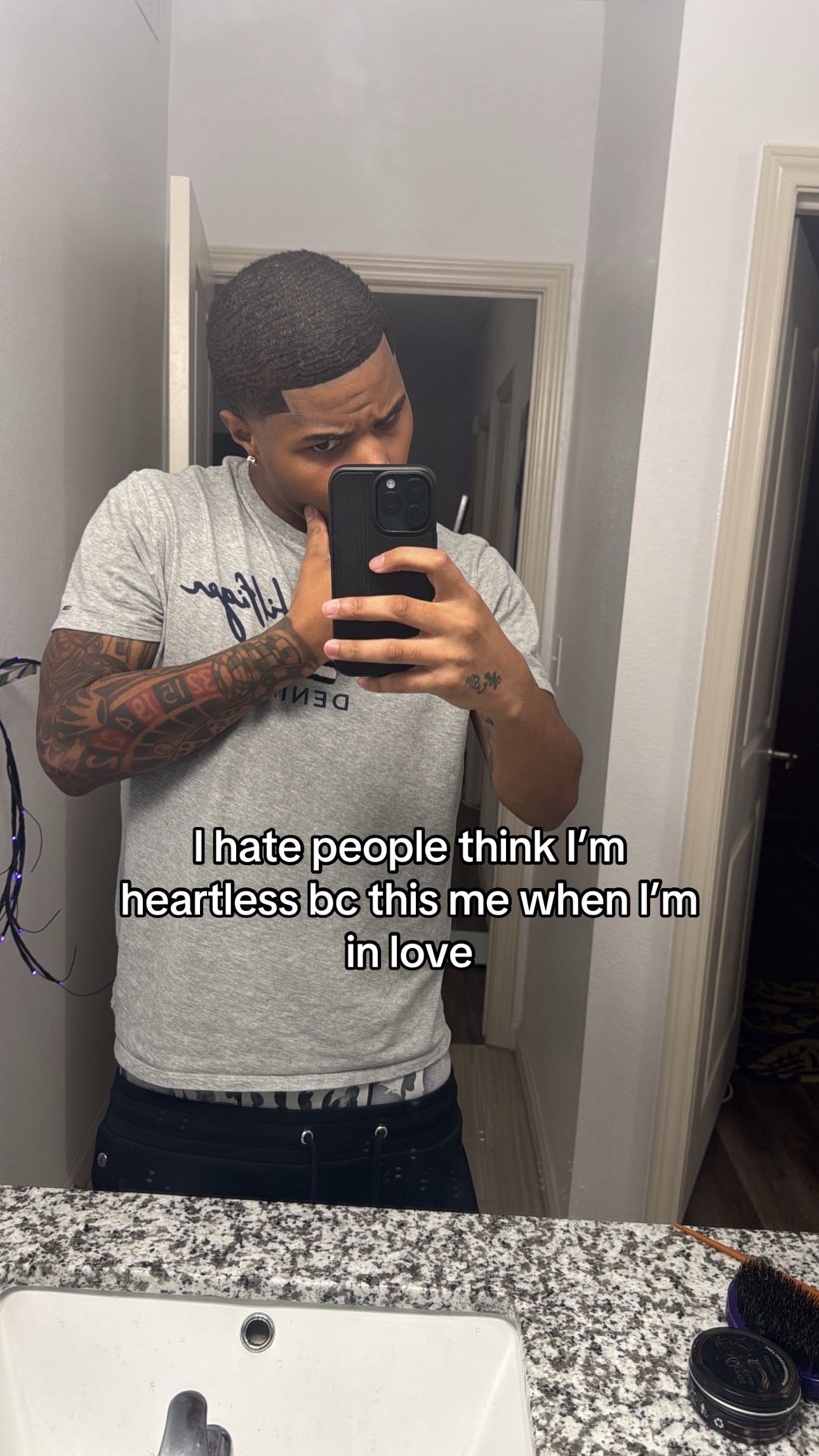 @_deewho