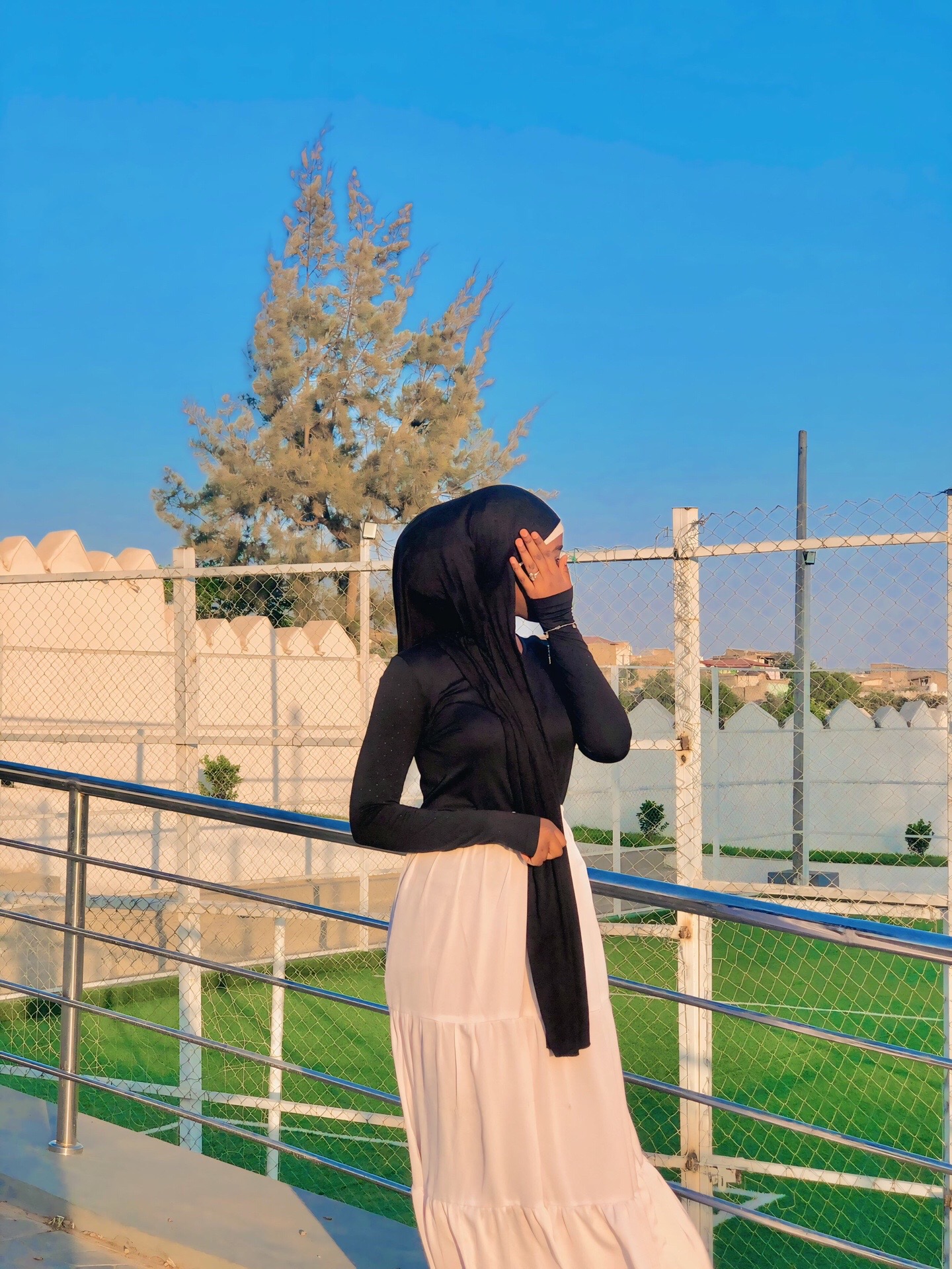 @🕸️HANI🧚♀️