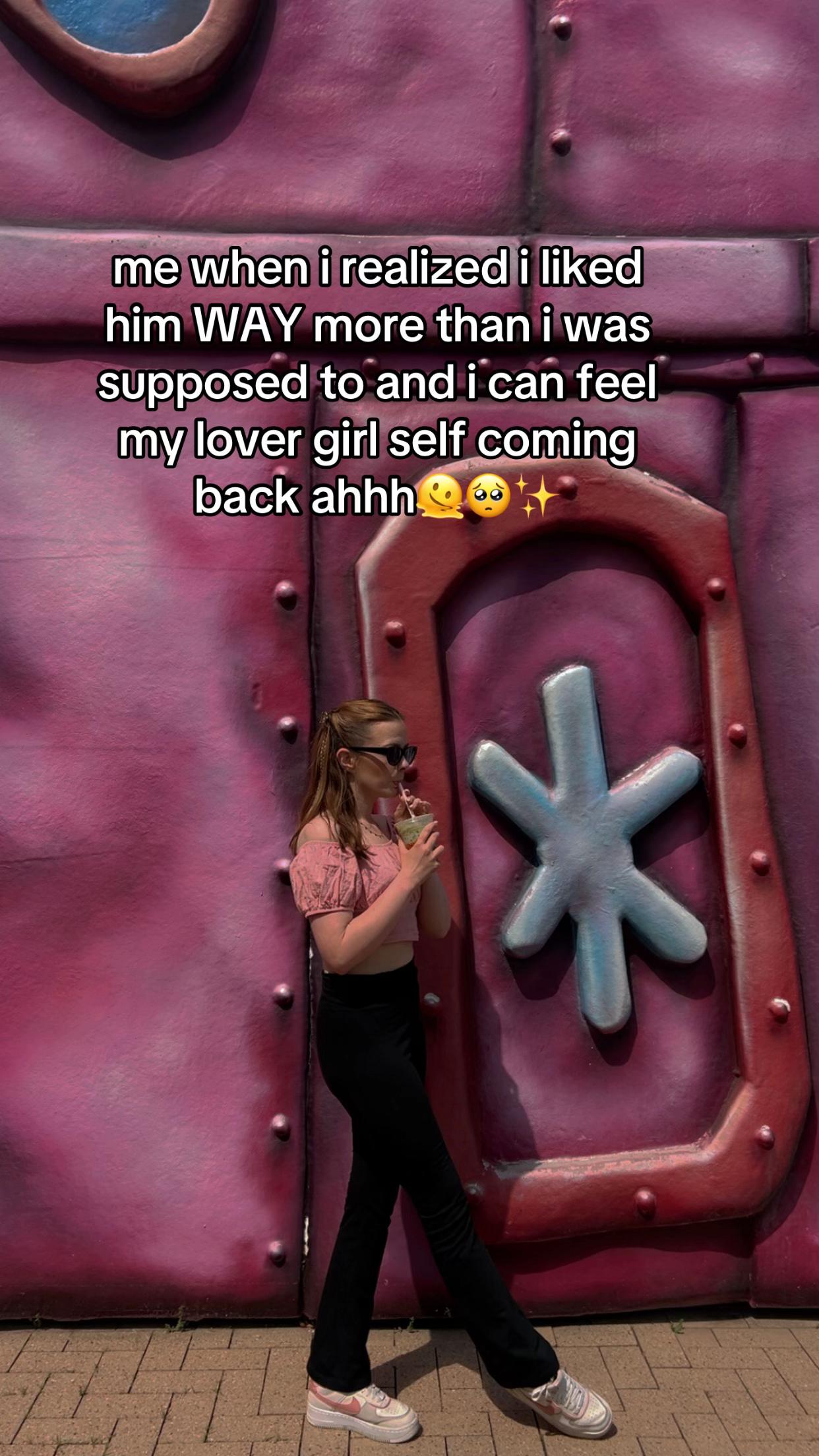 @Vivixsch_