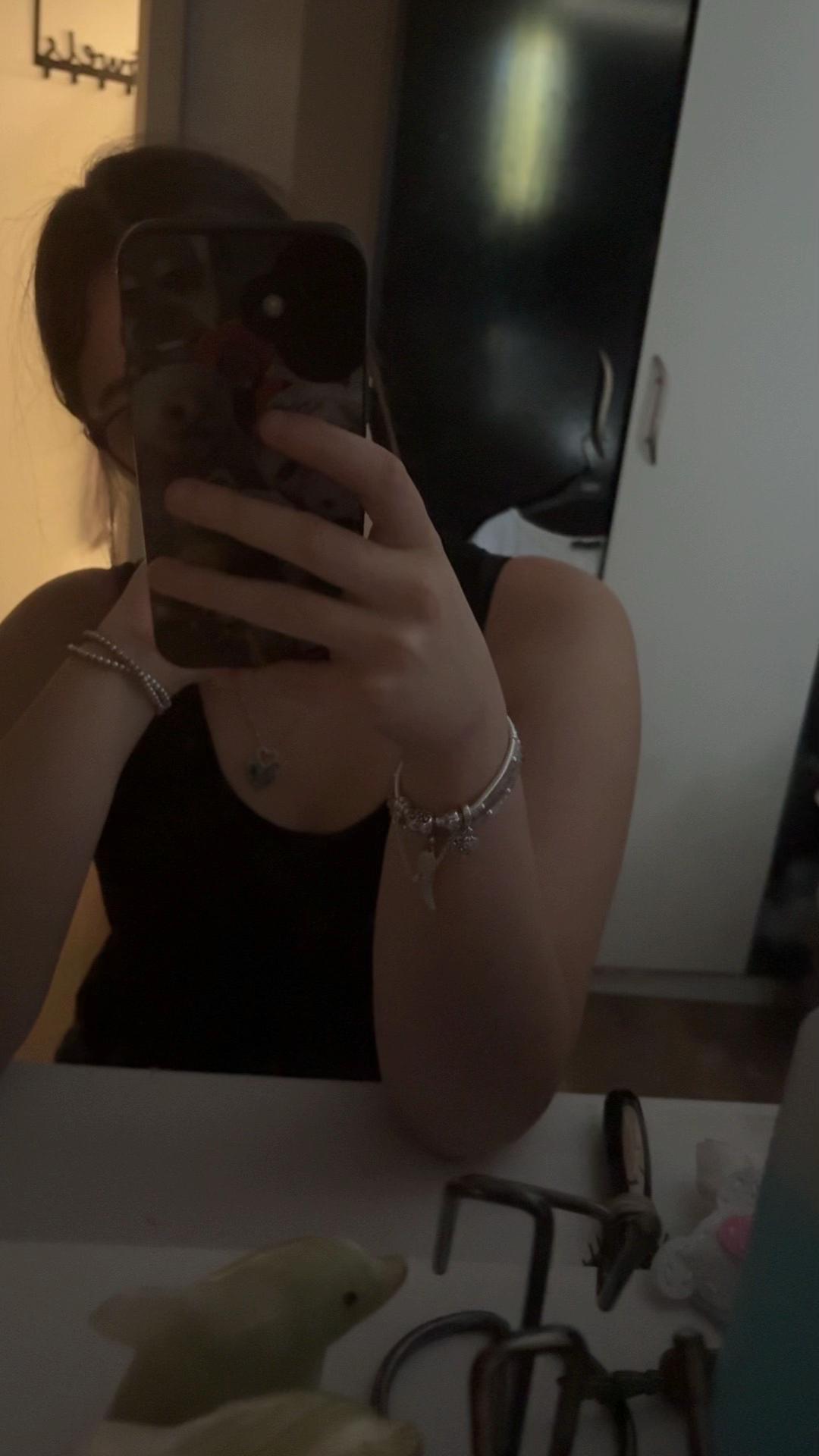 @𝐛𝐞𝐥𝐥𝐚ꨄ