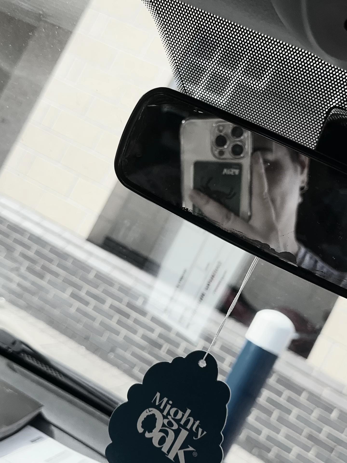 @Ba__n
