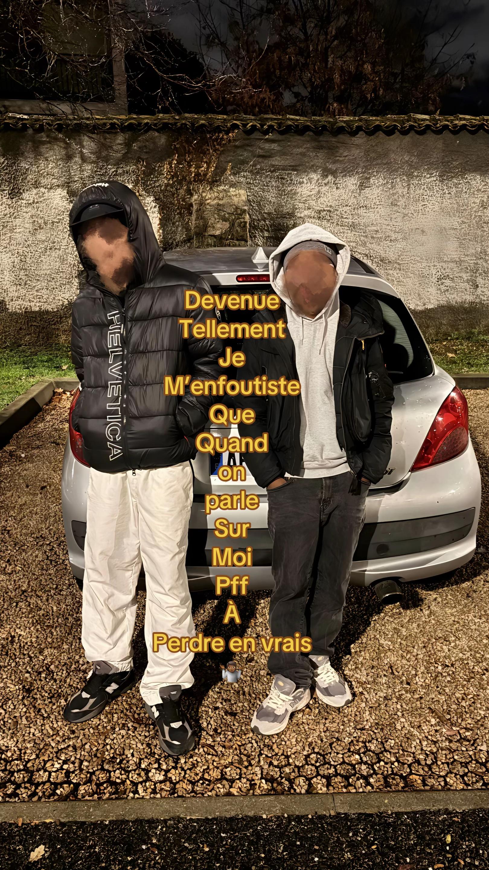 @Ī7%