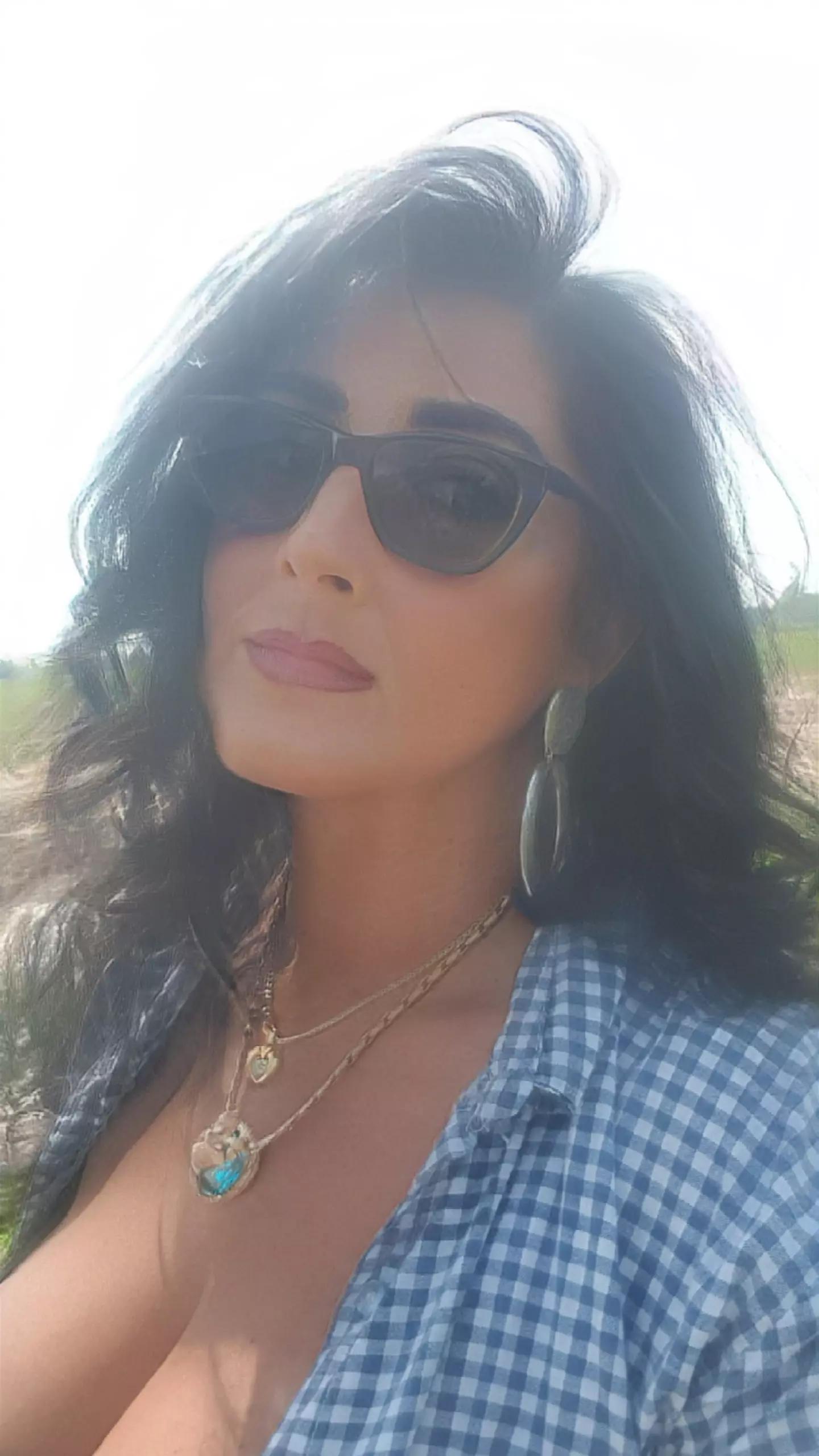@Rosaria_L