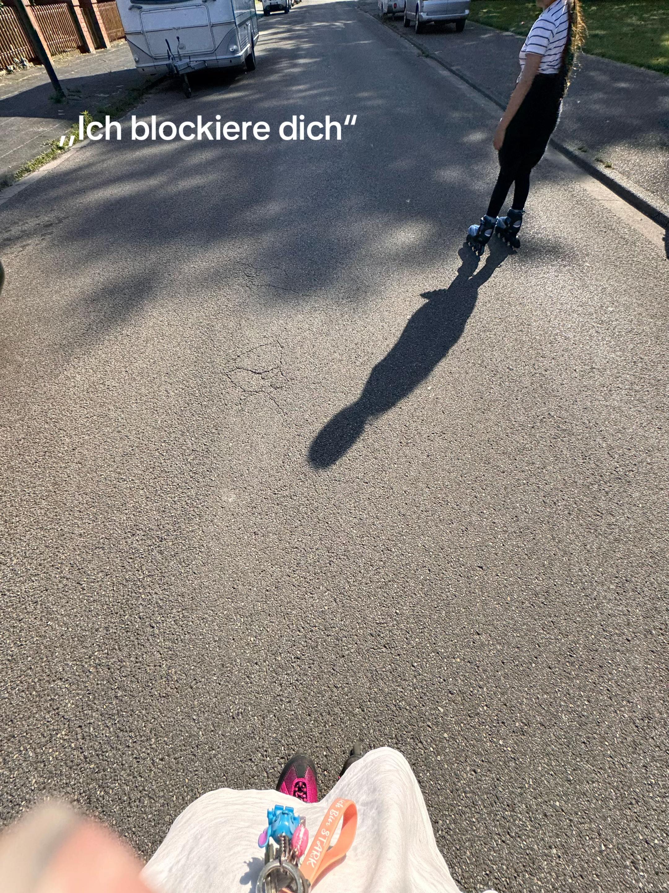 @A🤍 &bull; Freund*innen