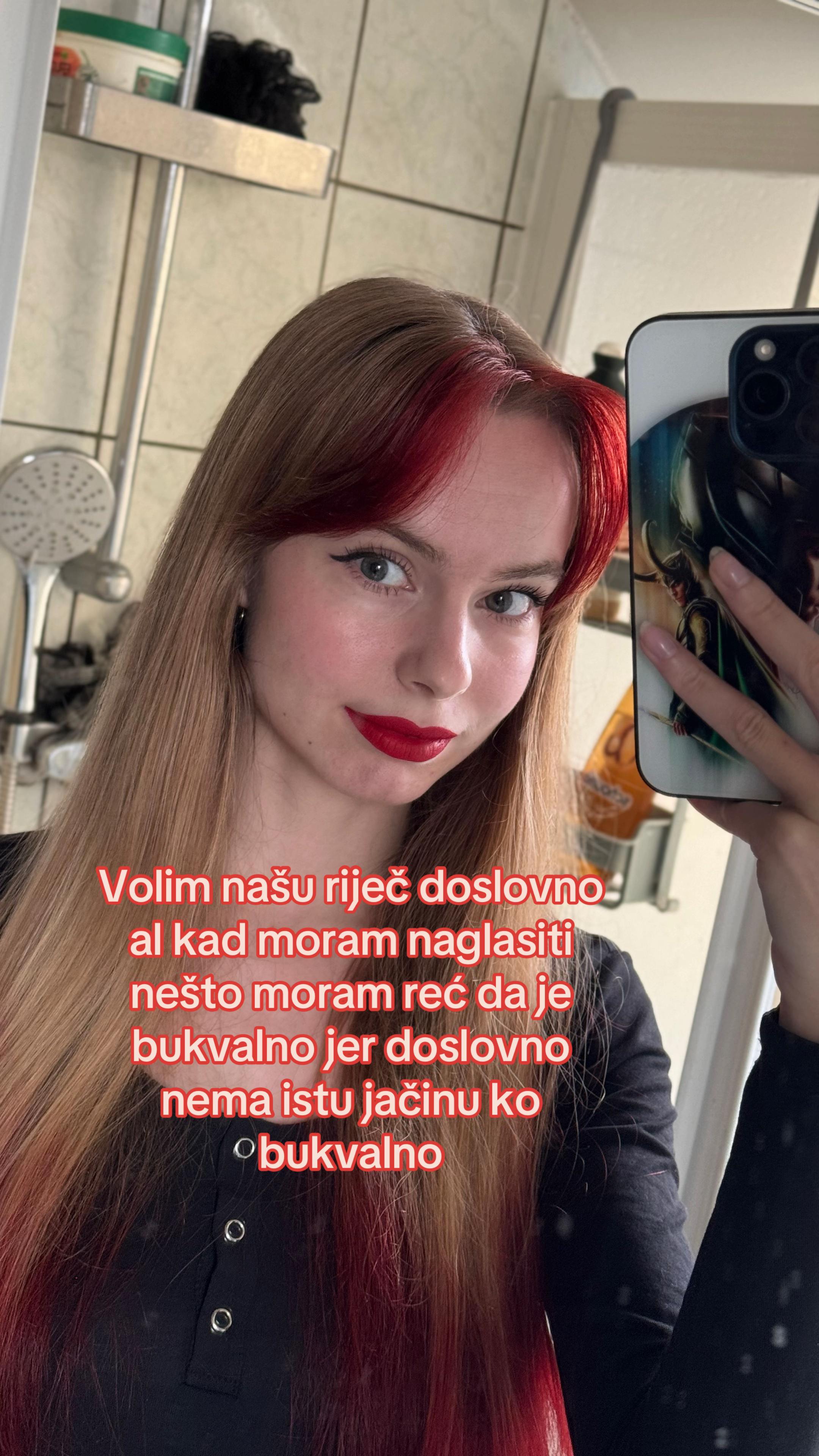 @Lorena C