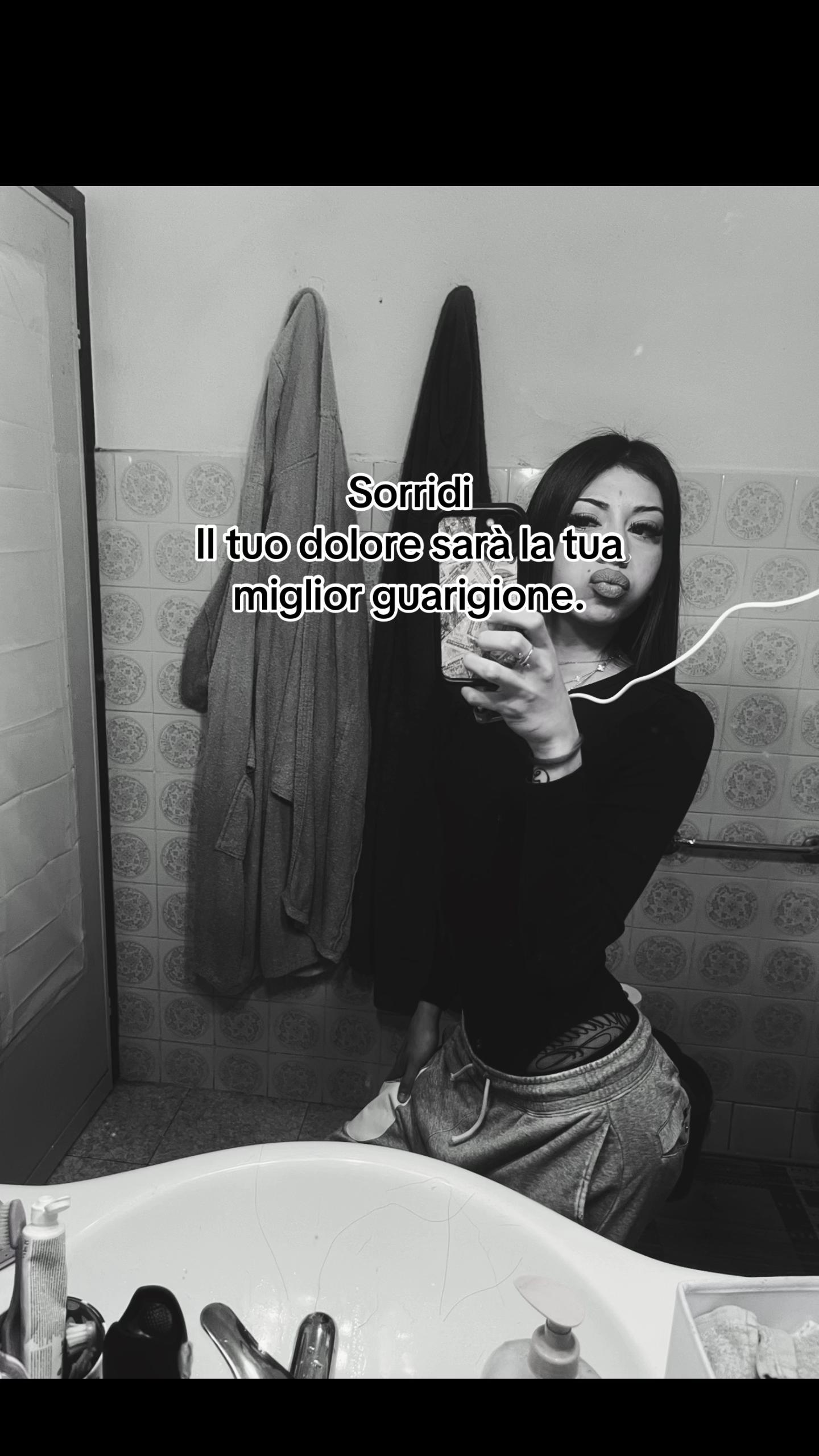 @๐๐๐