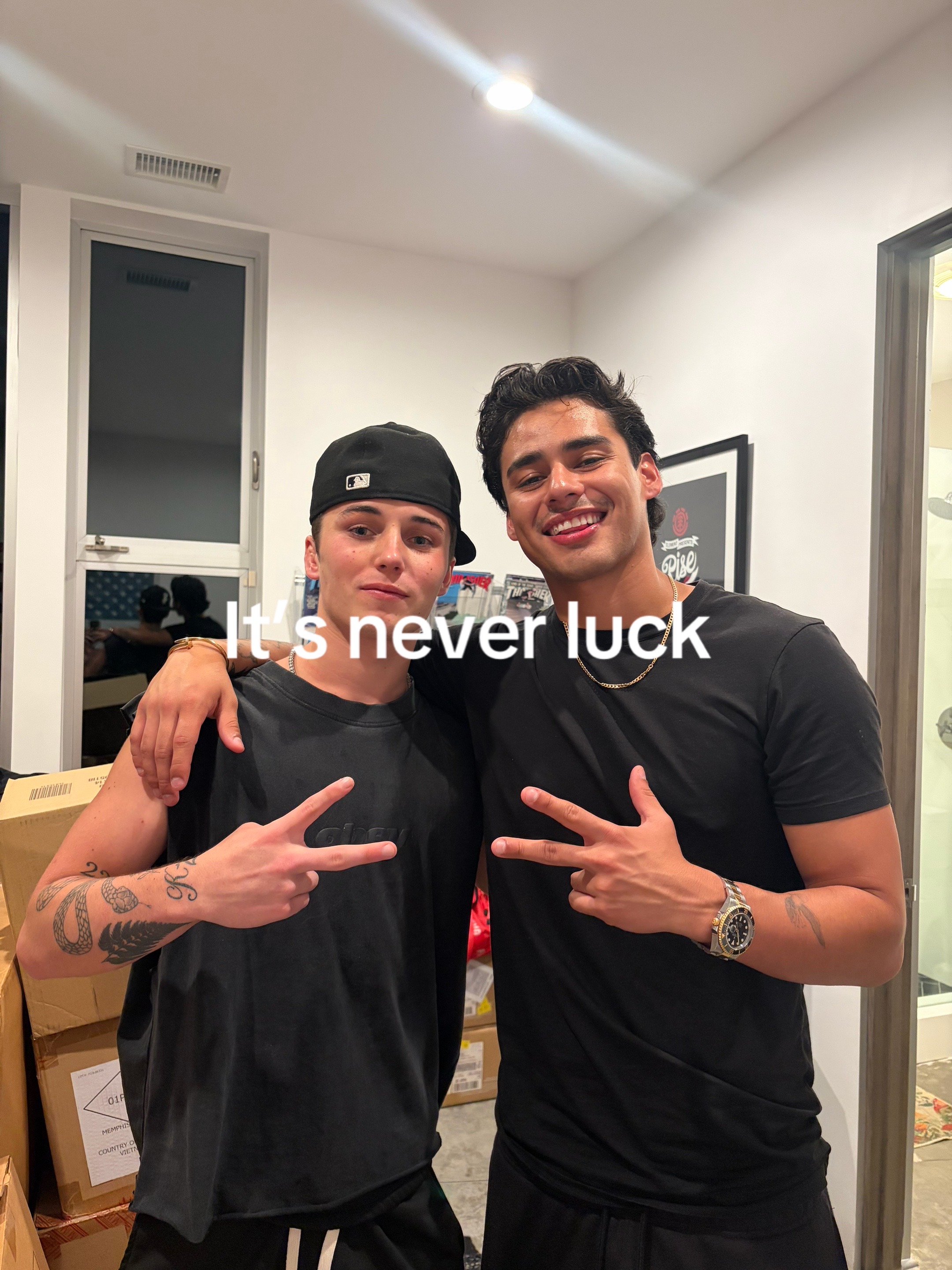 @Grayson🦖