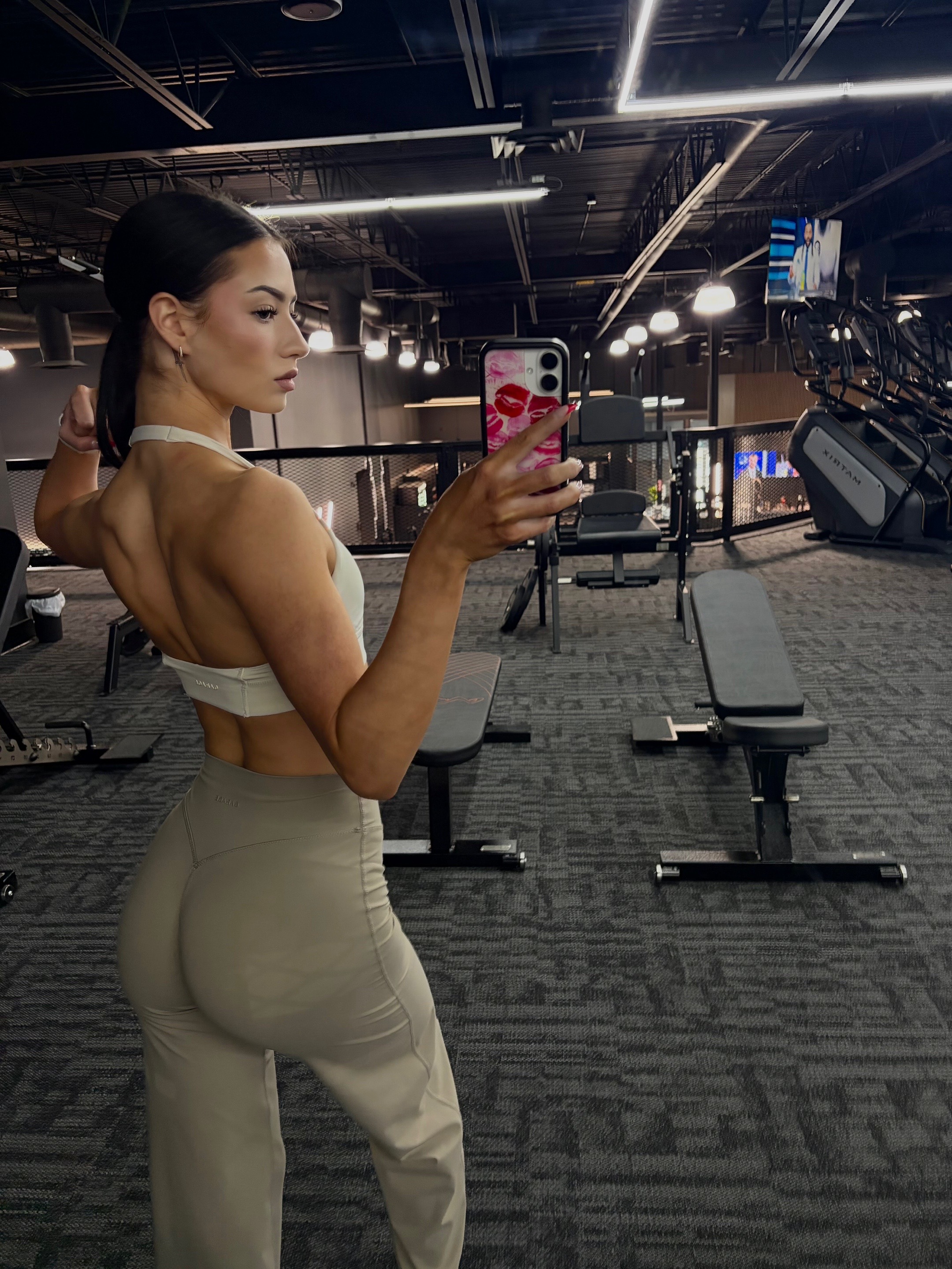 @Jazmeraz