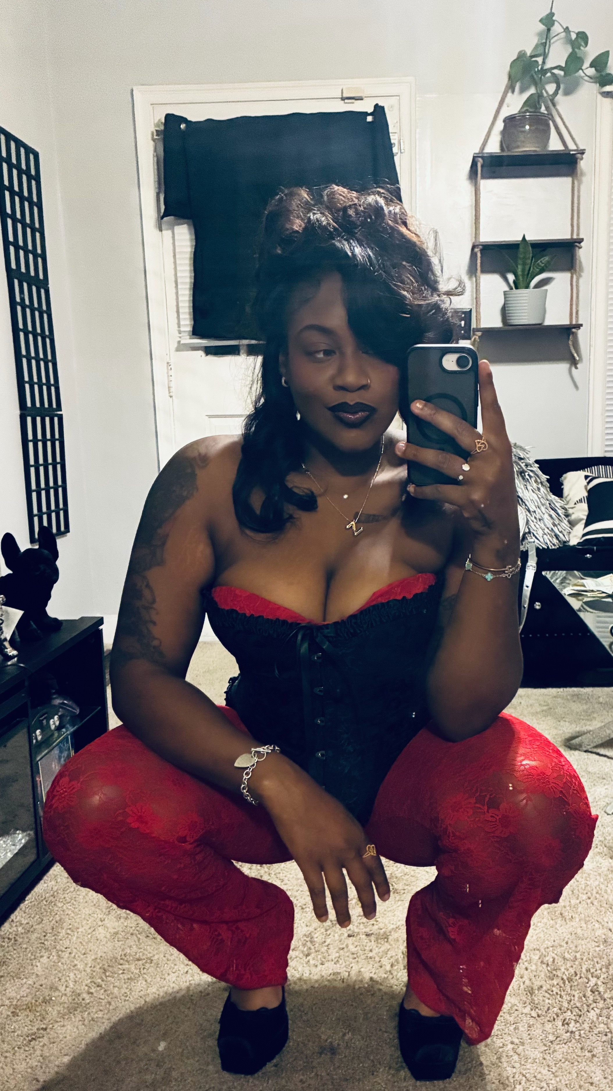 @queeenzsa