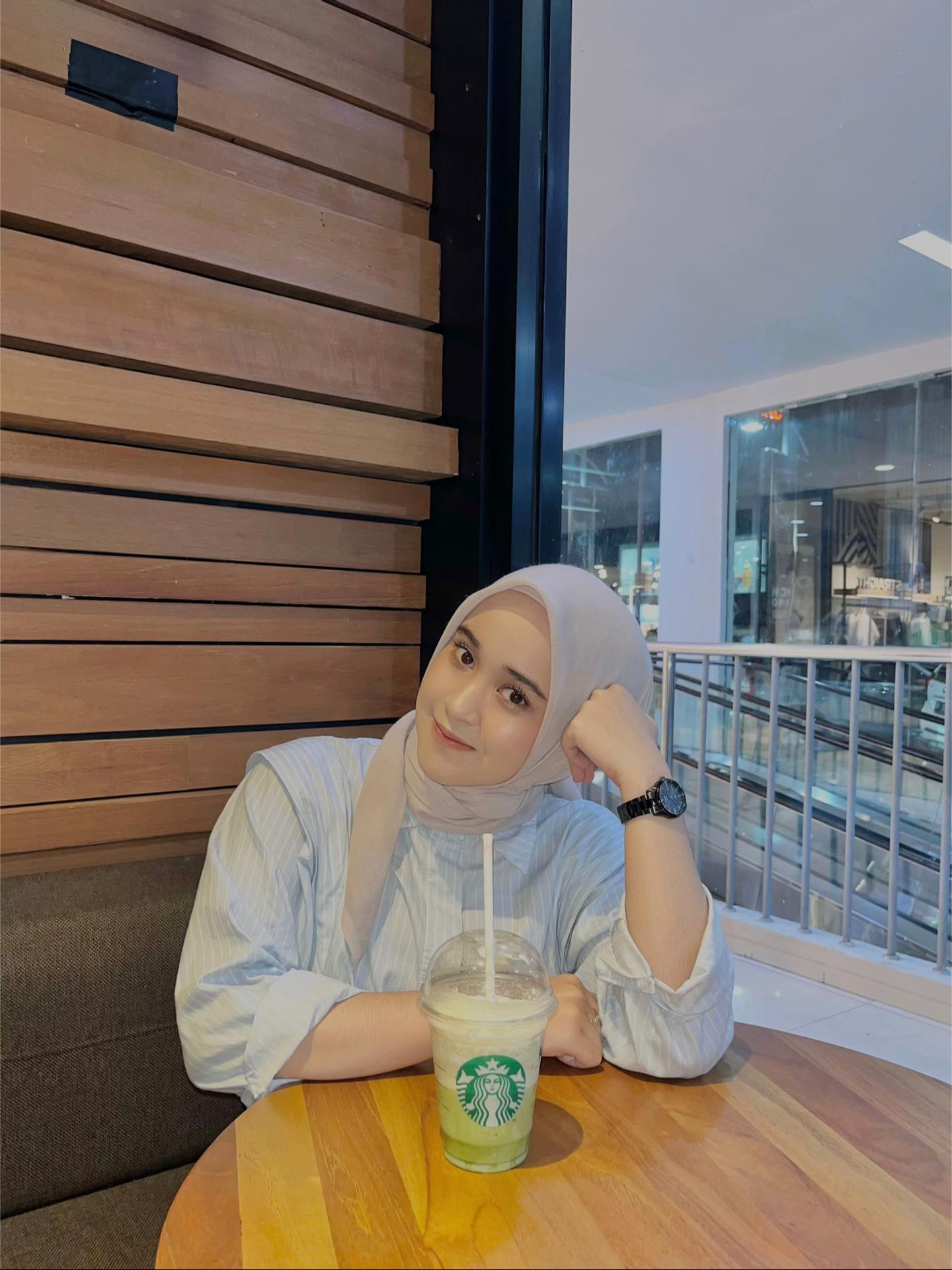 @𝘢𝘶𝘭𝘪𝘢 𝘱𝘶𝘵𝘳𝘪